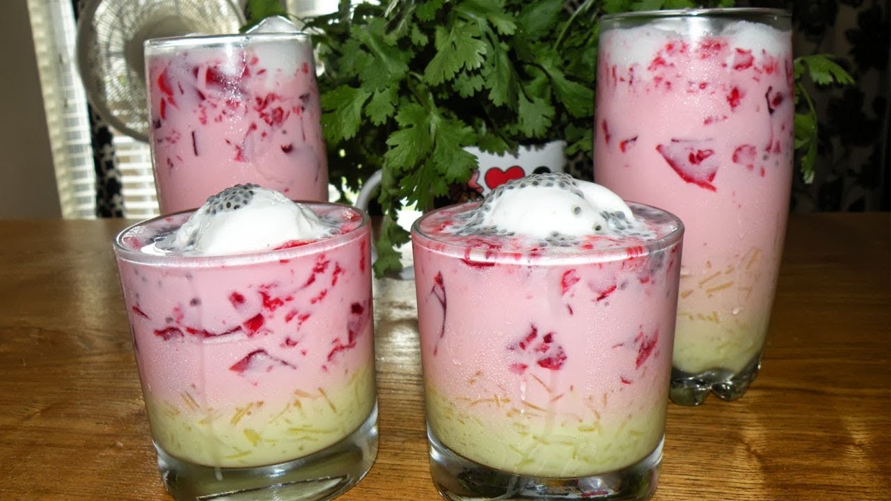 Making the Falooda Kulfi (Falooda Ice Cream) at home