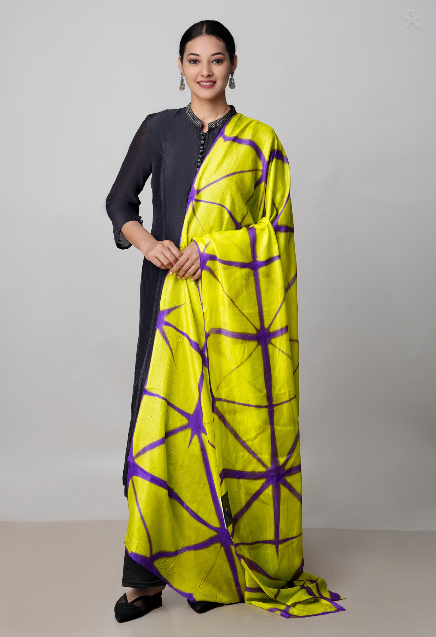 Parrot Green Pure Handloom Clamp Dyeing Mysore Silk Dupatta–UDS5106