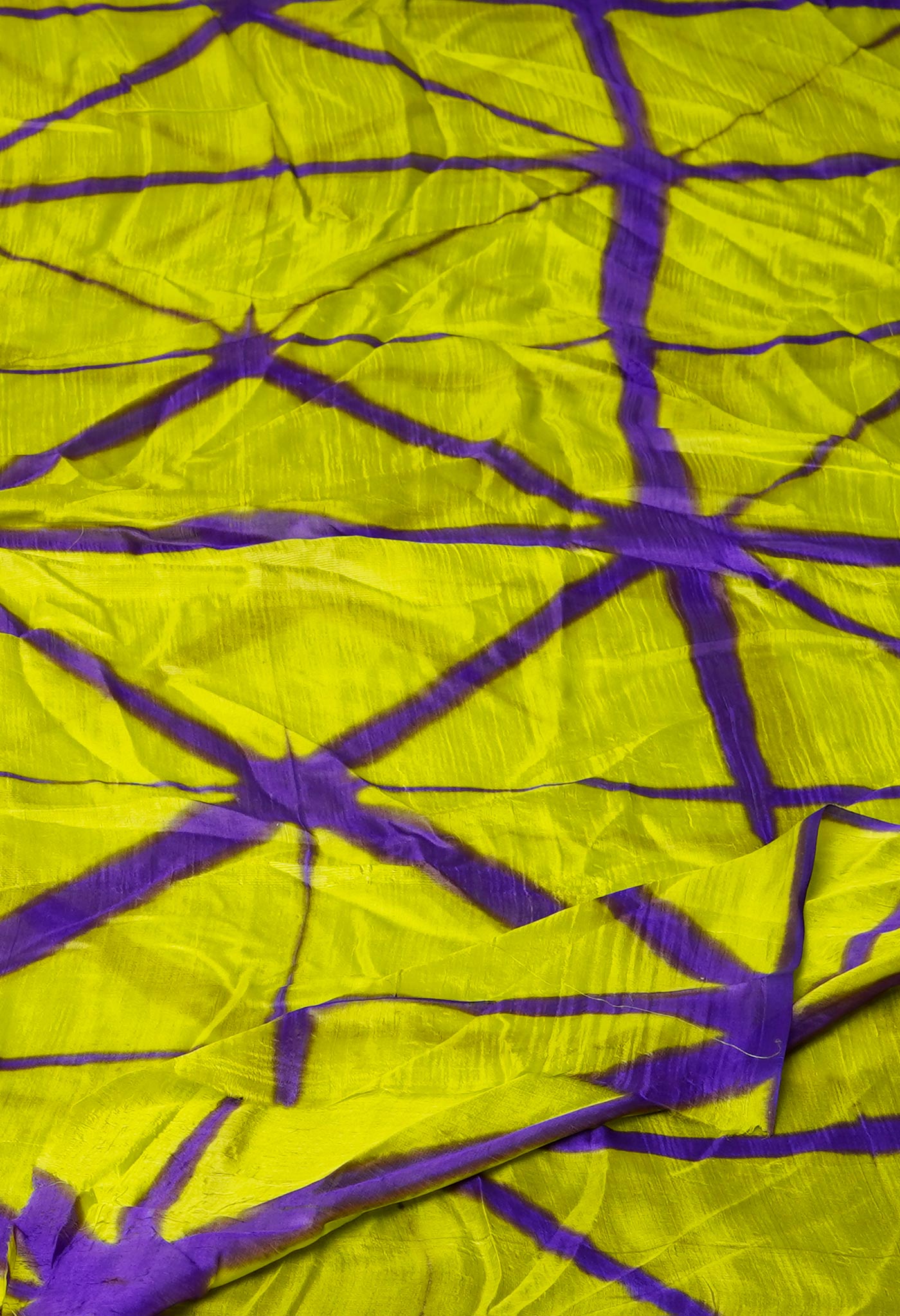 Parrot Green Pure Handloom Clamp Dyeing Mysore Silk Dupatta–UDS5106