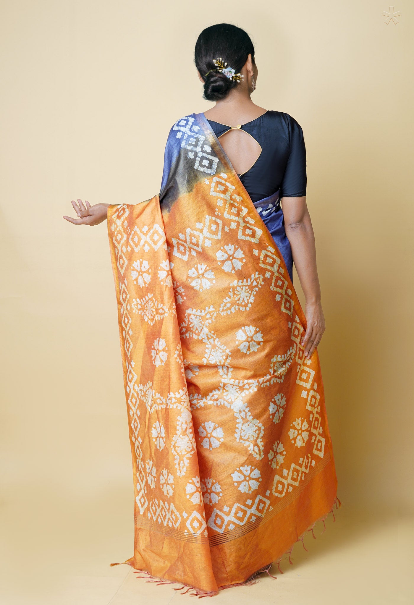 Grey-Brown Batik Printed Chanderi Sico Saree