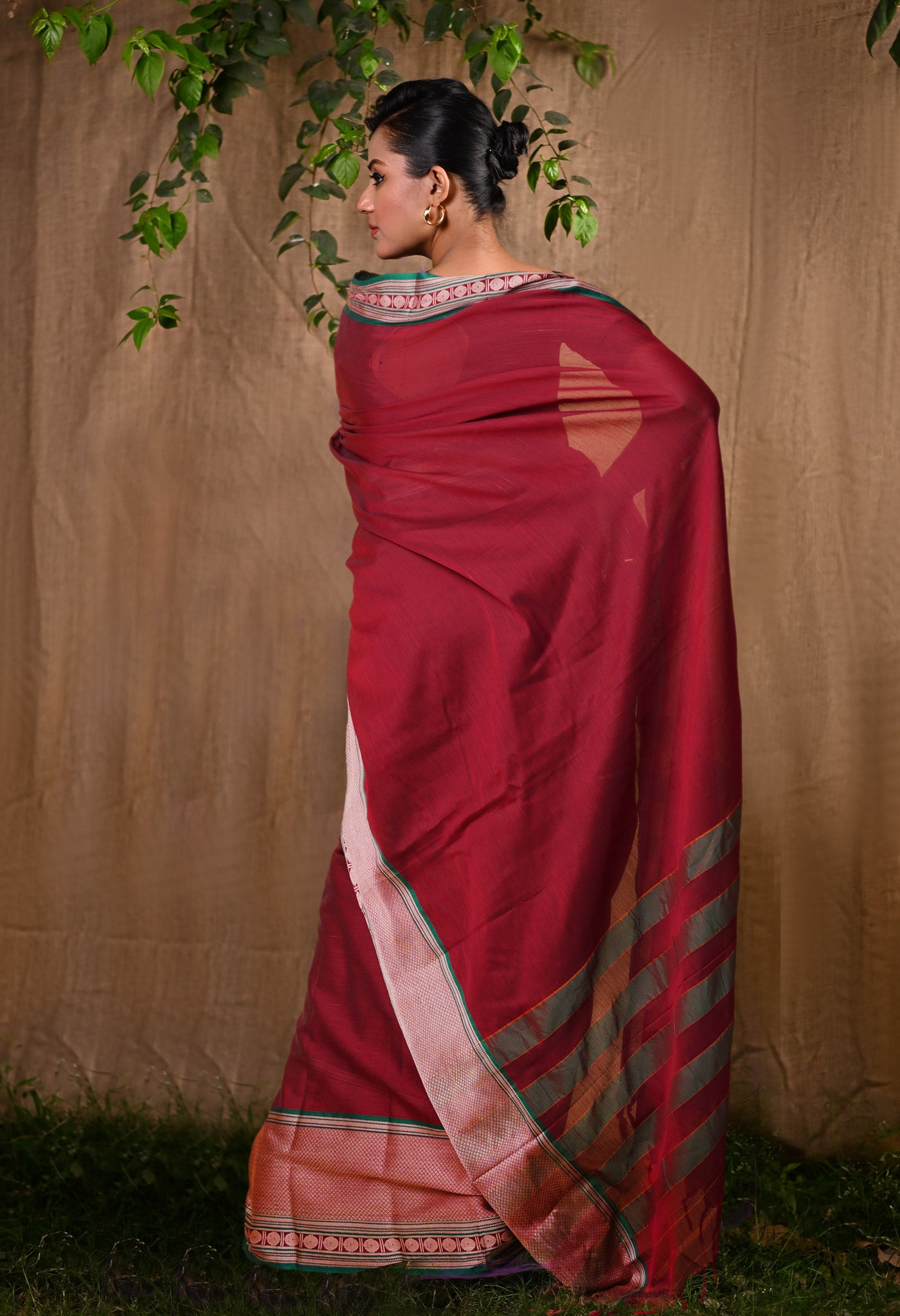 Maroon Pure Handloom Narayani Cotton Saree-UNM78259