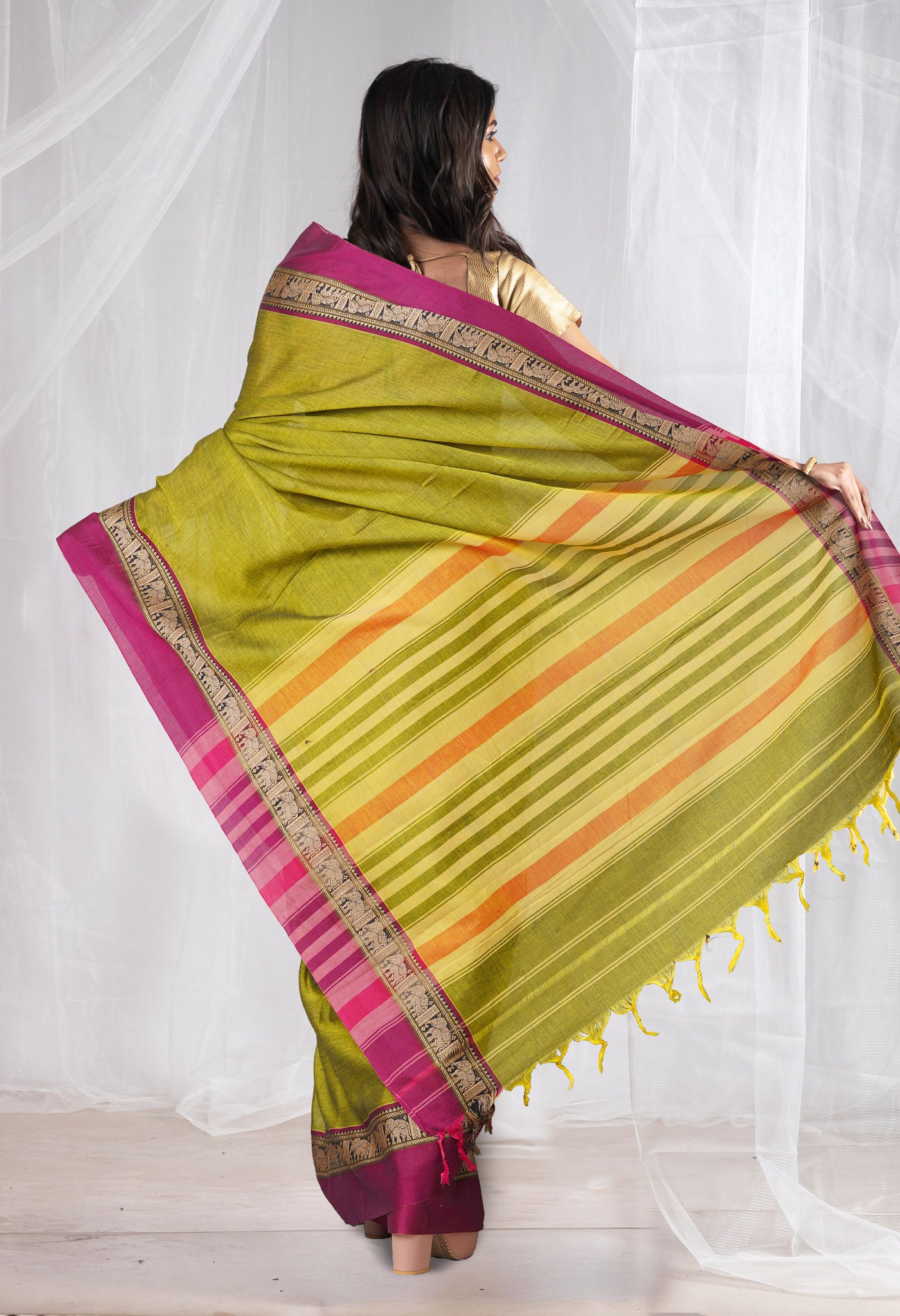 Green Pure Handloom Narayani Cotton Saree-UNM78373