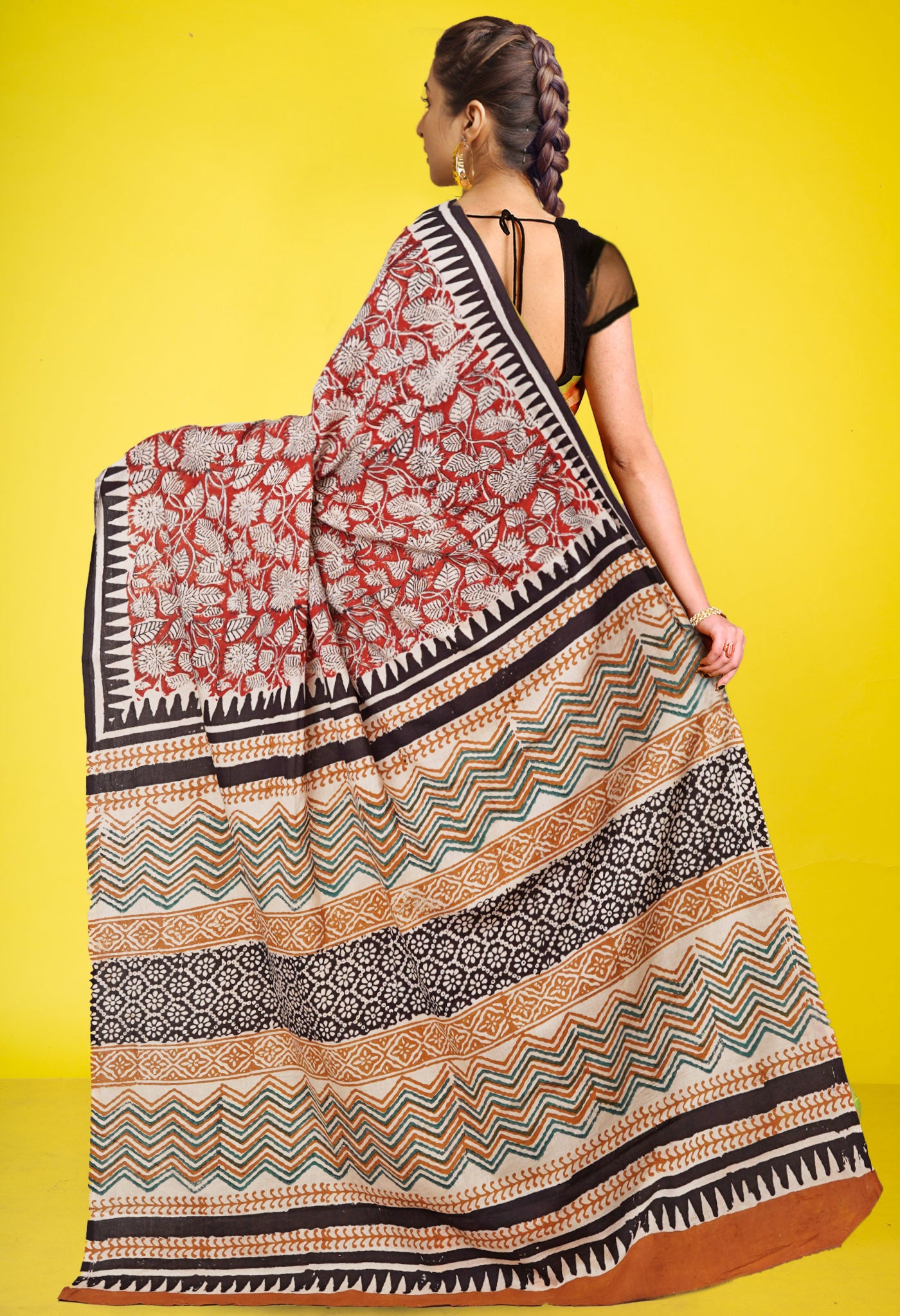 Red Pure Bagru Printed Soft Cotton Saree-UNM79005