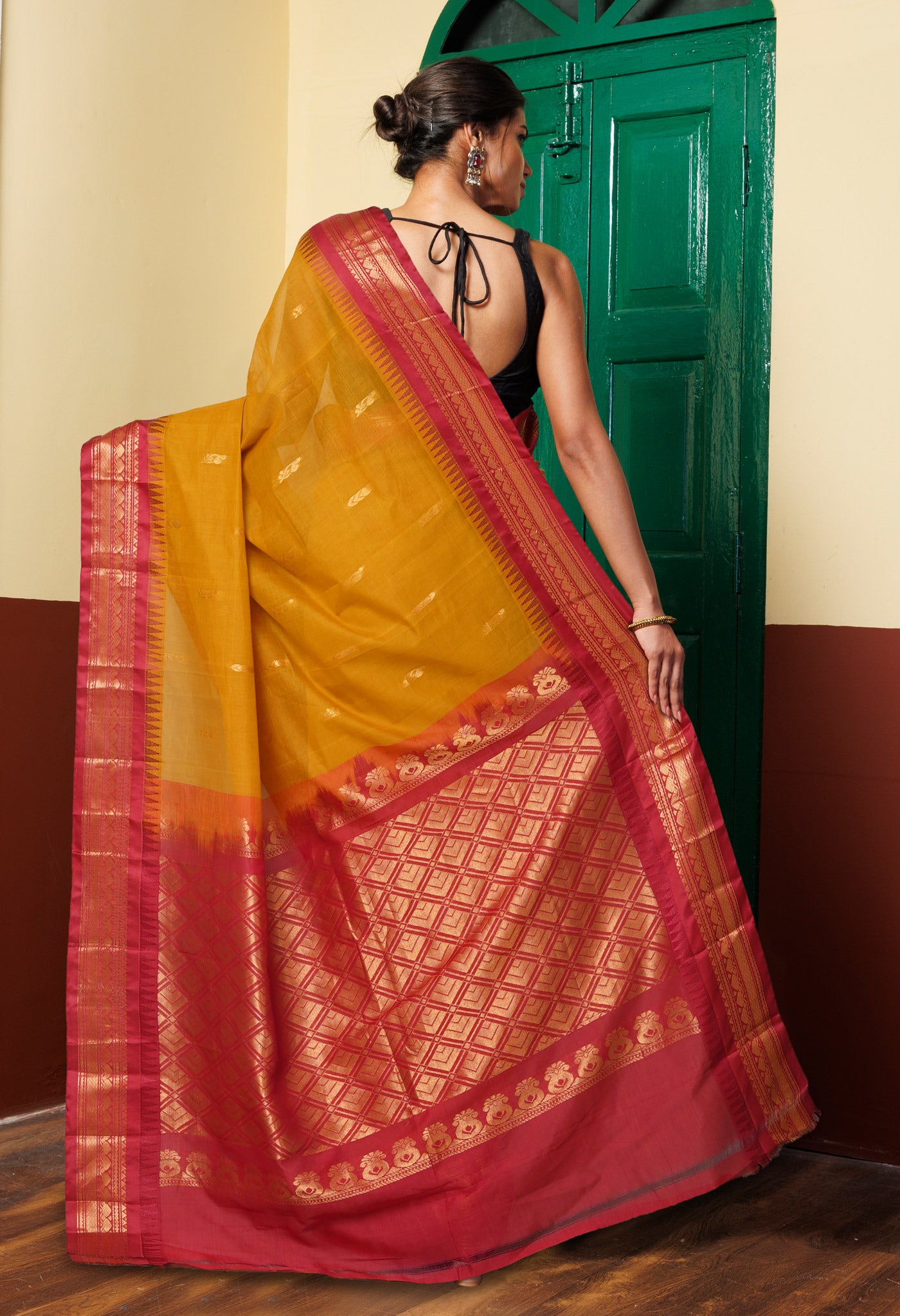 Turmeric Yellow-Red Pure Handloom Gadwal Cotton Saree-UNM80598