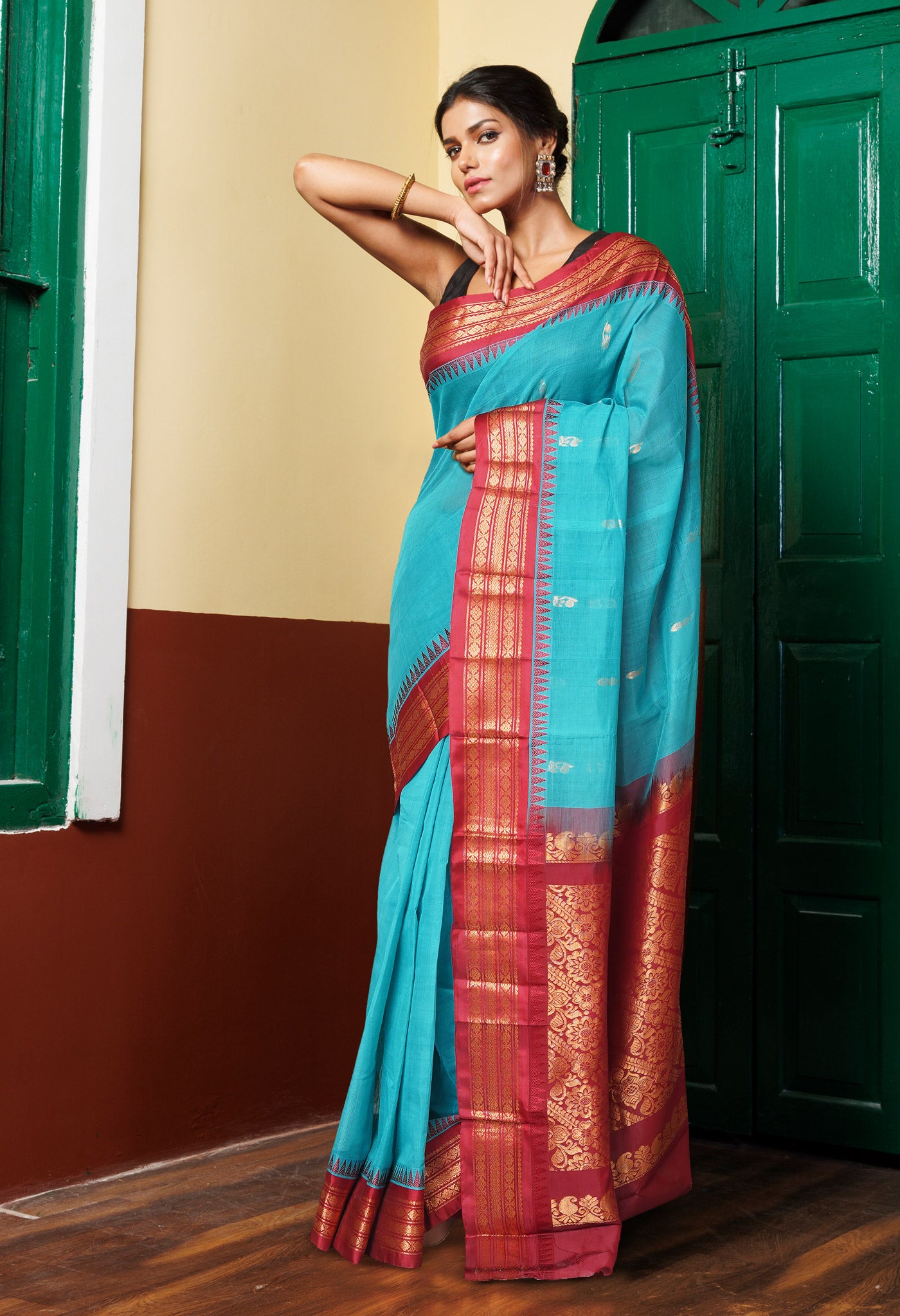 Blue-Red Pure Handloom Gadwal Cotton Saree-UNM80775