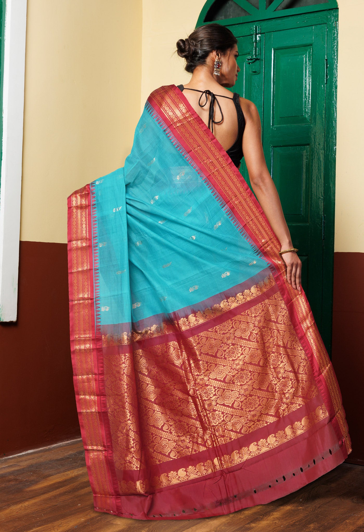 Blue-Red Pure Handloom Gadwal Cotton Saree-UNM80775