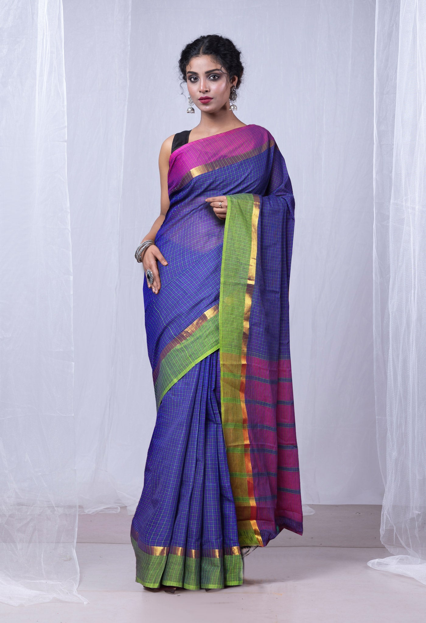 Navy Blue-Pink Pure Woven Checks Pavani Mangalgiri Cotton Saree-UNM83139