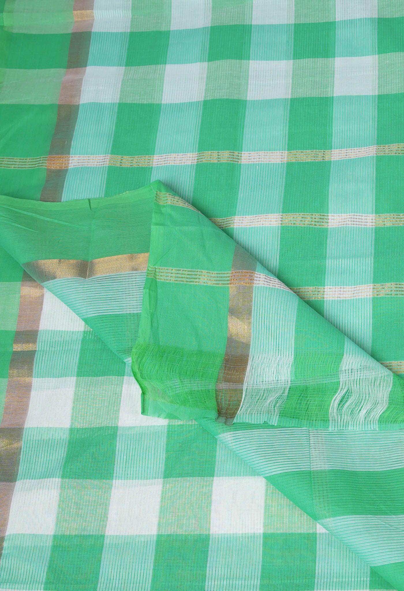 Green-White Pure Woven Checks Pavani Mangalgiri Cotton Saree-UNM83153