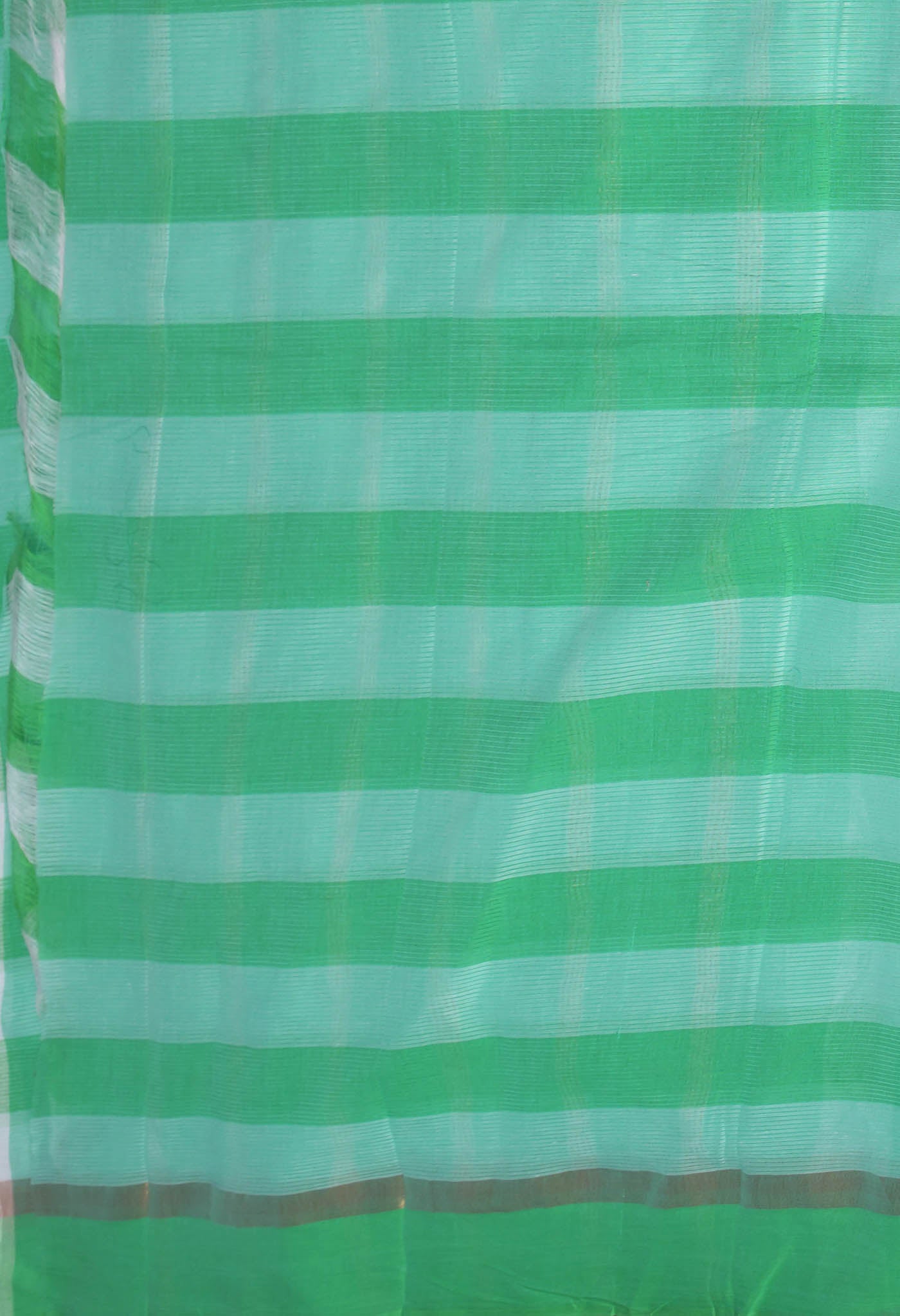 Green-White Pure Woven Checks Pavani Mangalgiri Cotton Saree-UNM83153