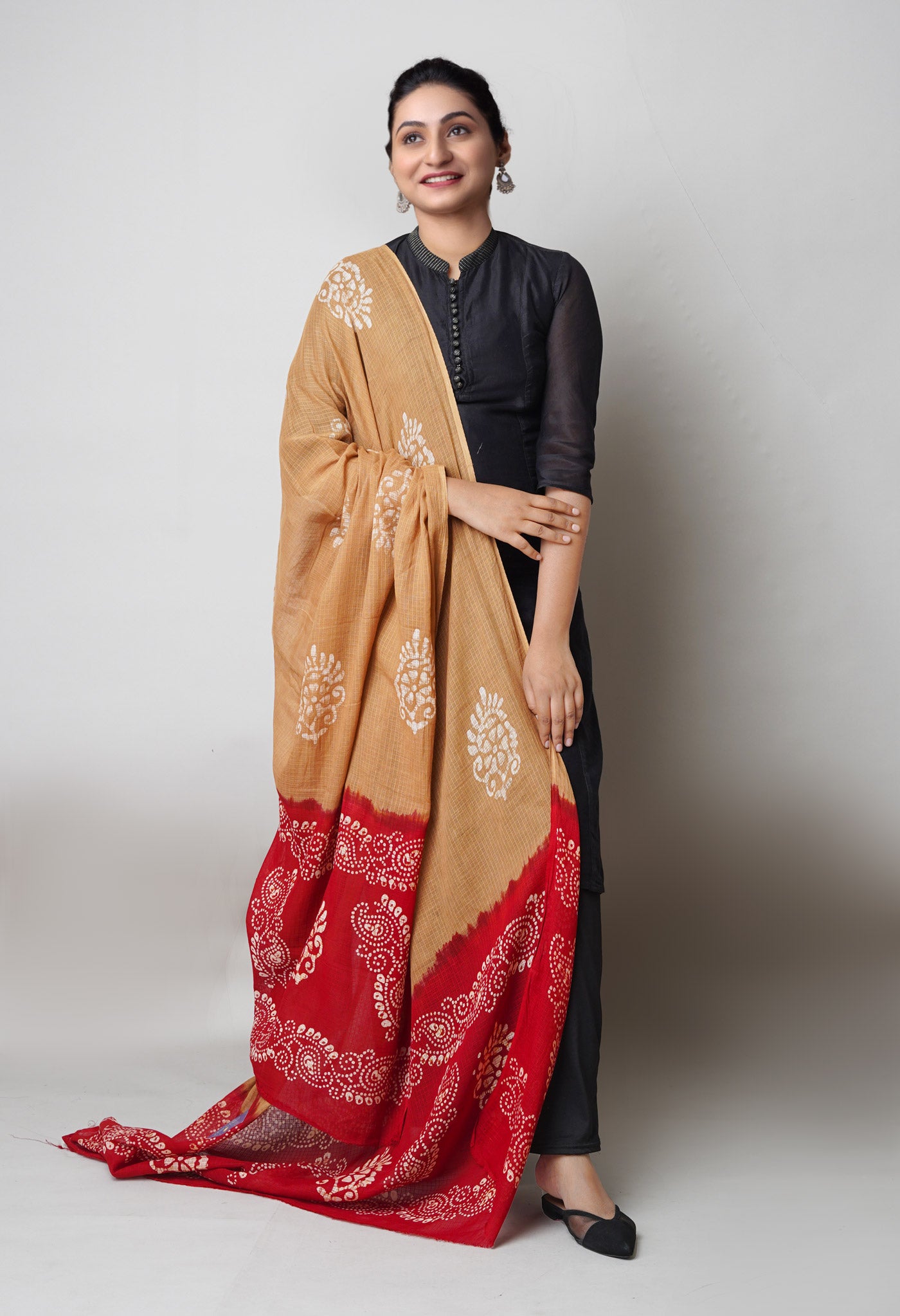Brown Pure Hand Batik Printed Kota Cotton Dupatta–UDS5369