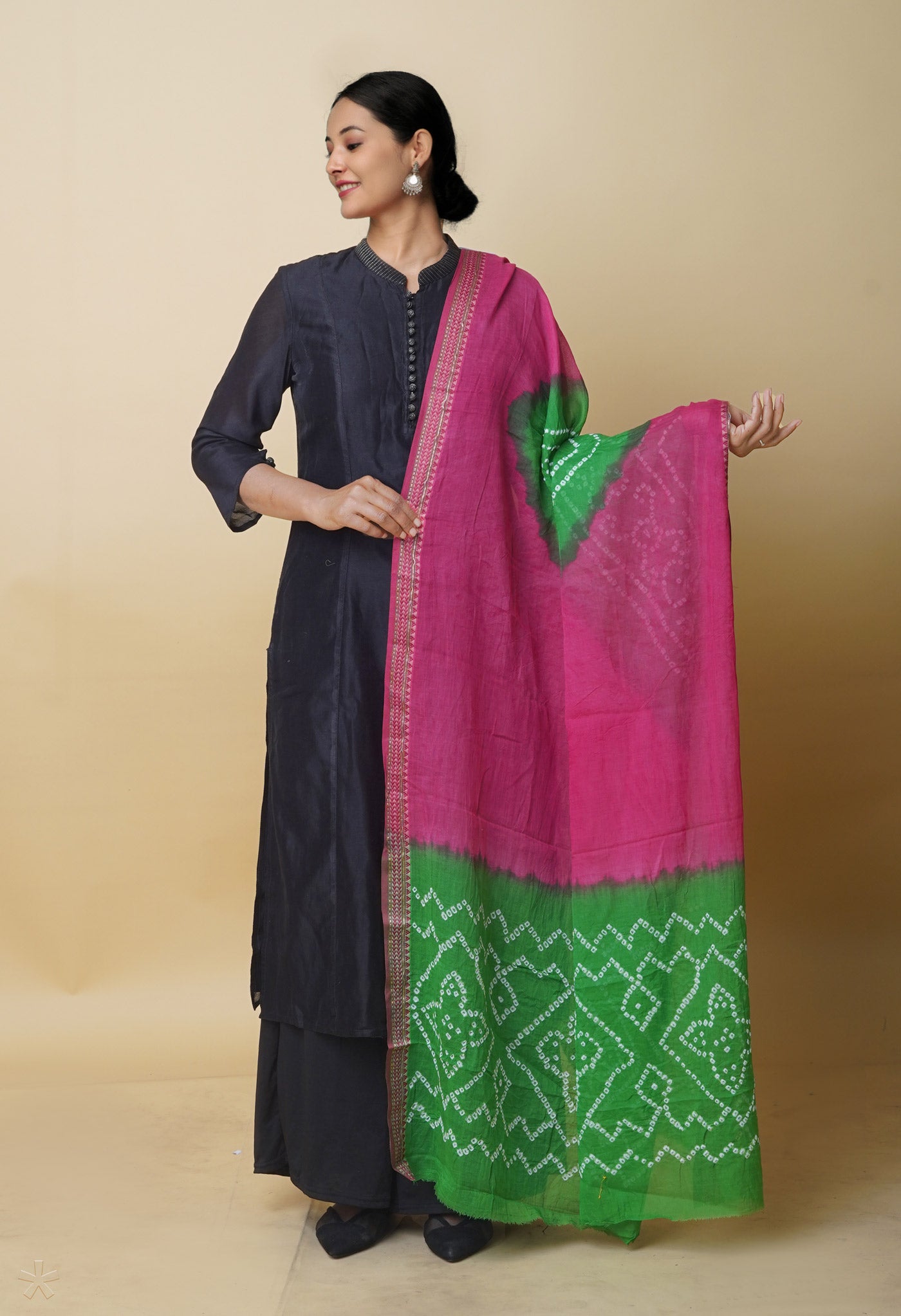 Red-Green Pure Bandhani Printed Cotton Dupatta–UDS5584