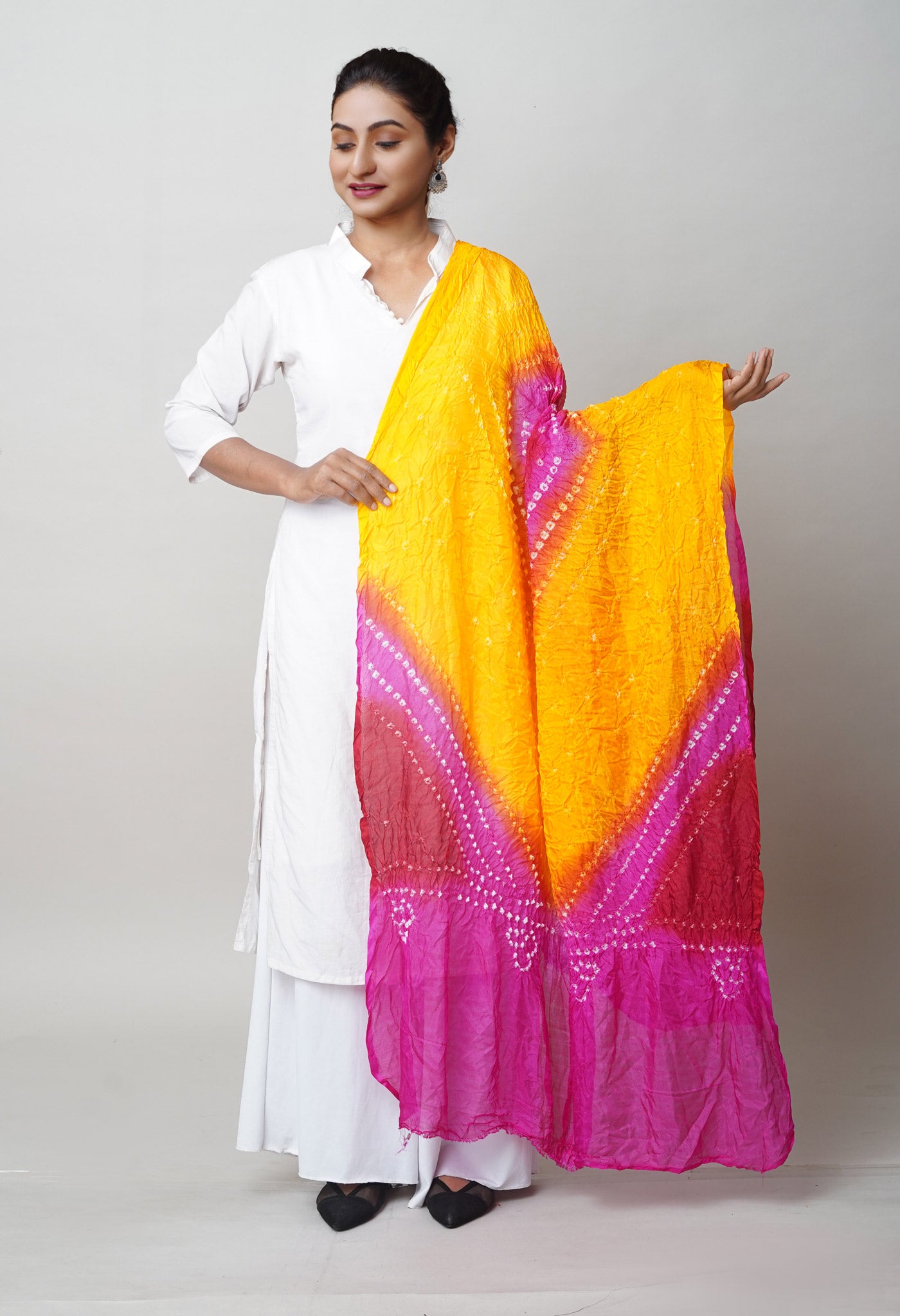 Mauve Pink Bandhani Silk Scarf from Rajasthan
