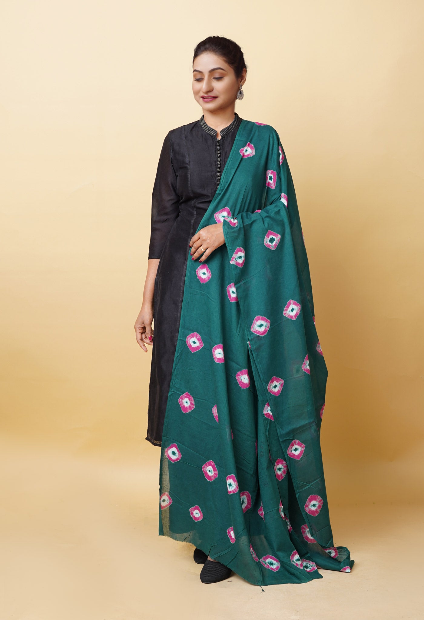 Green Pure Tie And Dye Shibori Bandhani Printed Soft Cotton Dupatta