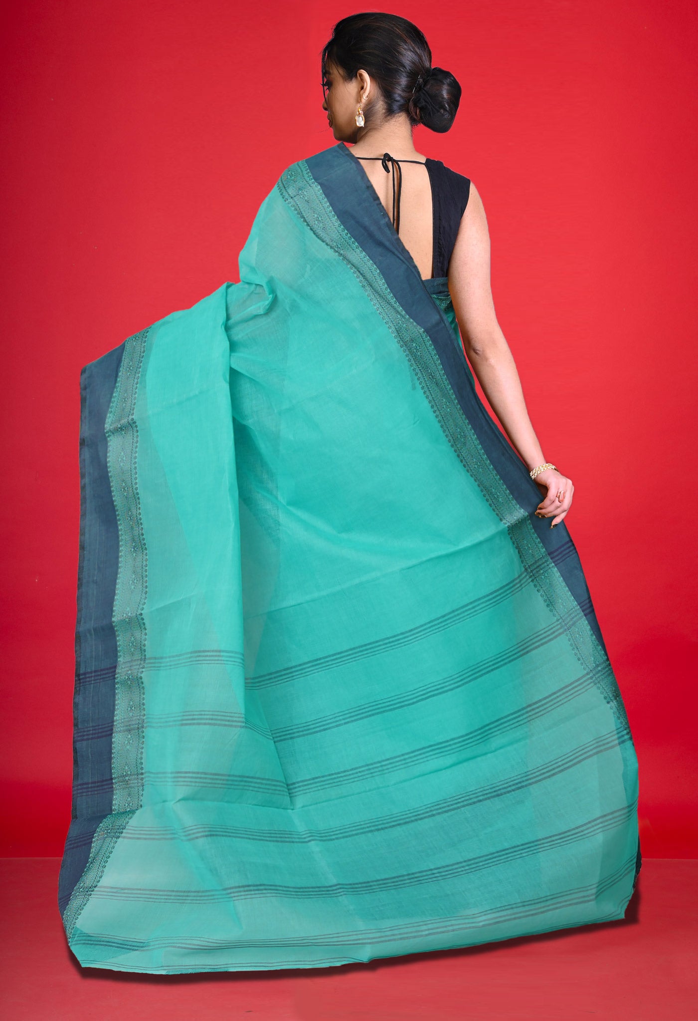 Blue Pure Handloom Superfine Bengal Cotton Saree-UNM69666