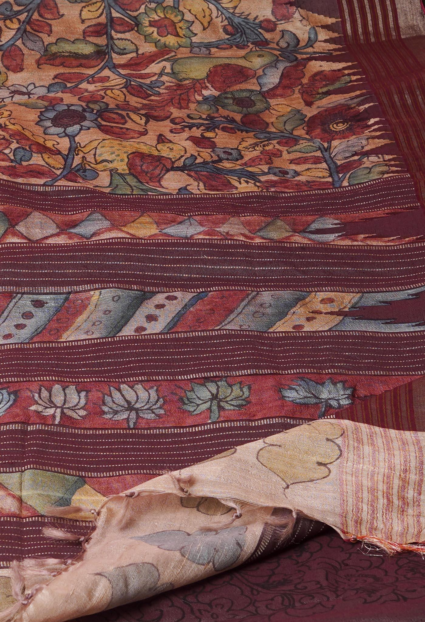 Cream Pure Handloom Pen Kalamkari Painting Gicha Tussar Jute Saree-UNM71764