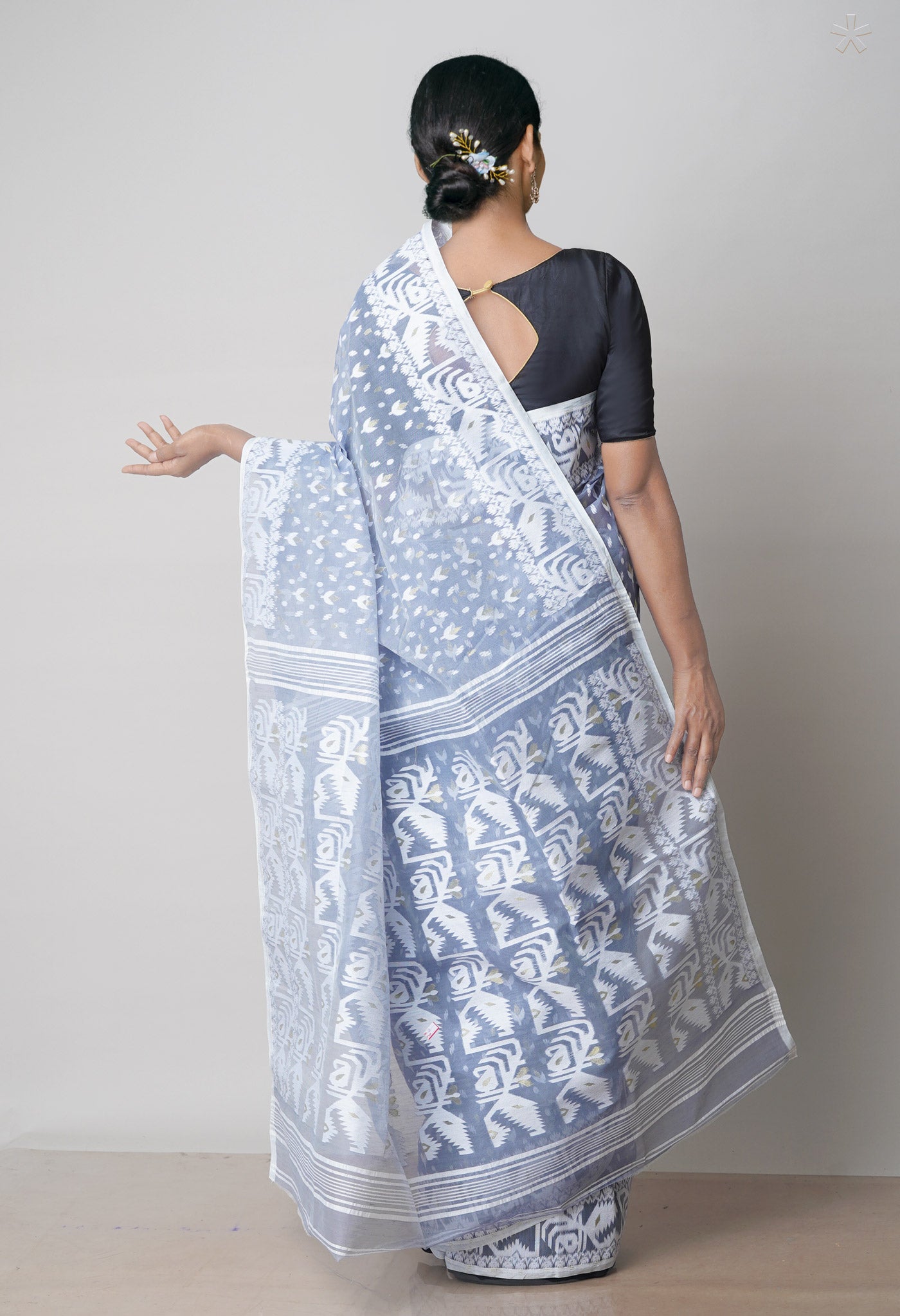 Grey Pure Handloom Handloom Dhaka Jamdhani Bengal Cotton Saree-UNM71888