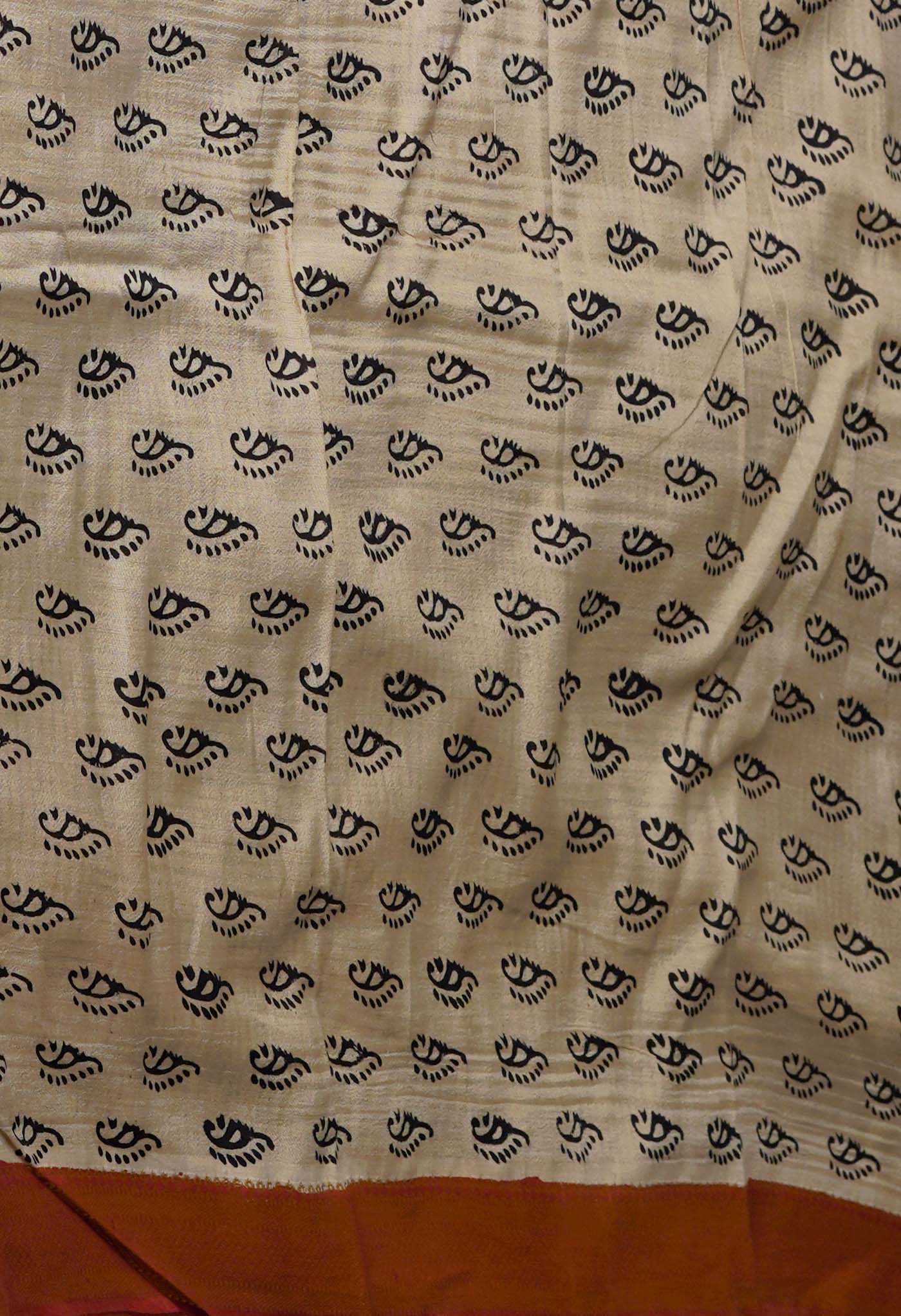 Cream-Black Bagru Printed Mangalagiri Soft Silk Saree-UNM72394
