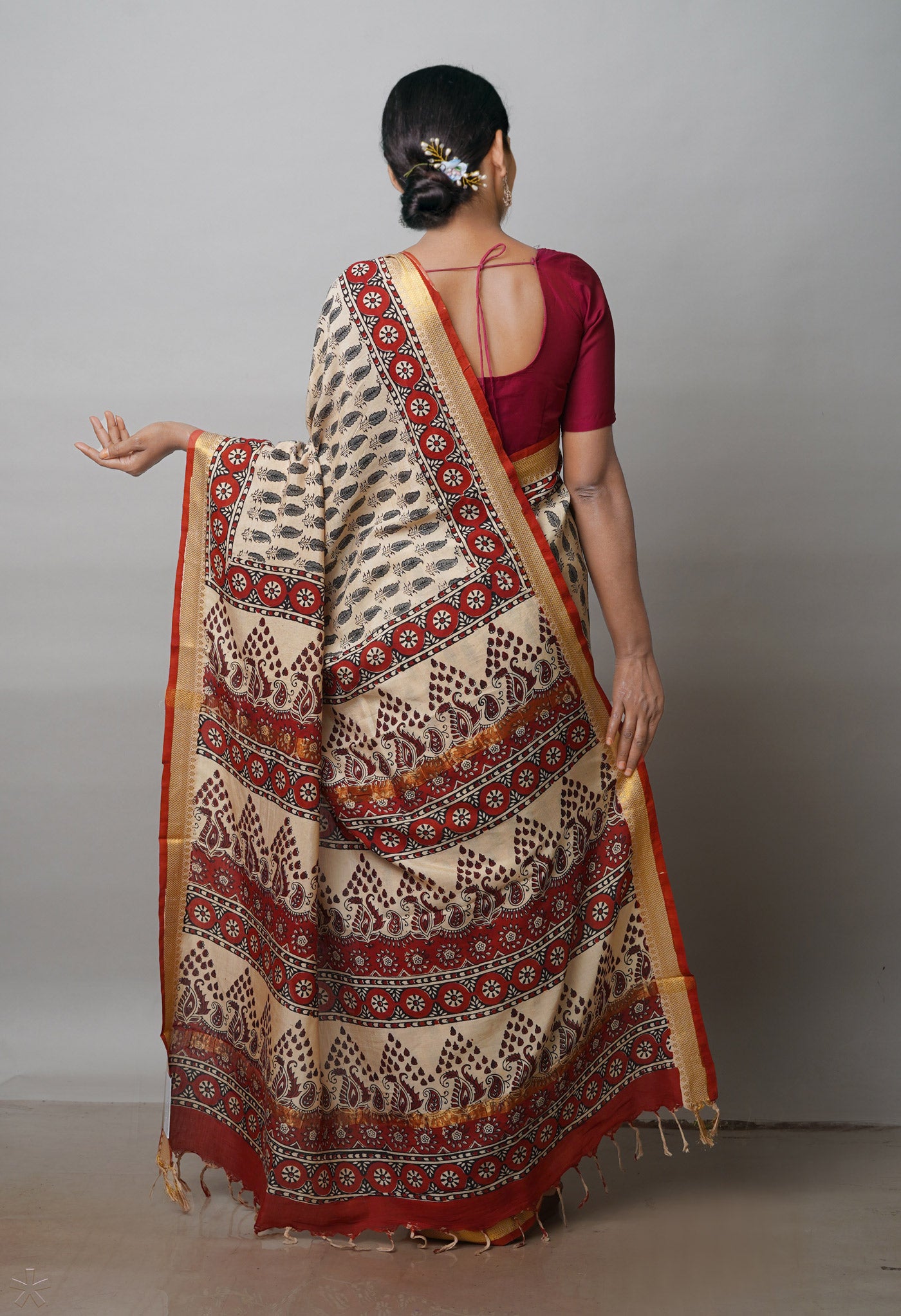 Cream Bagru Printed Mangalagiri Soft Silk Saree-UNM72411