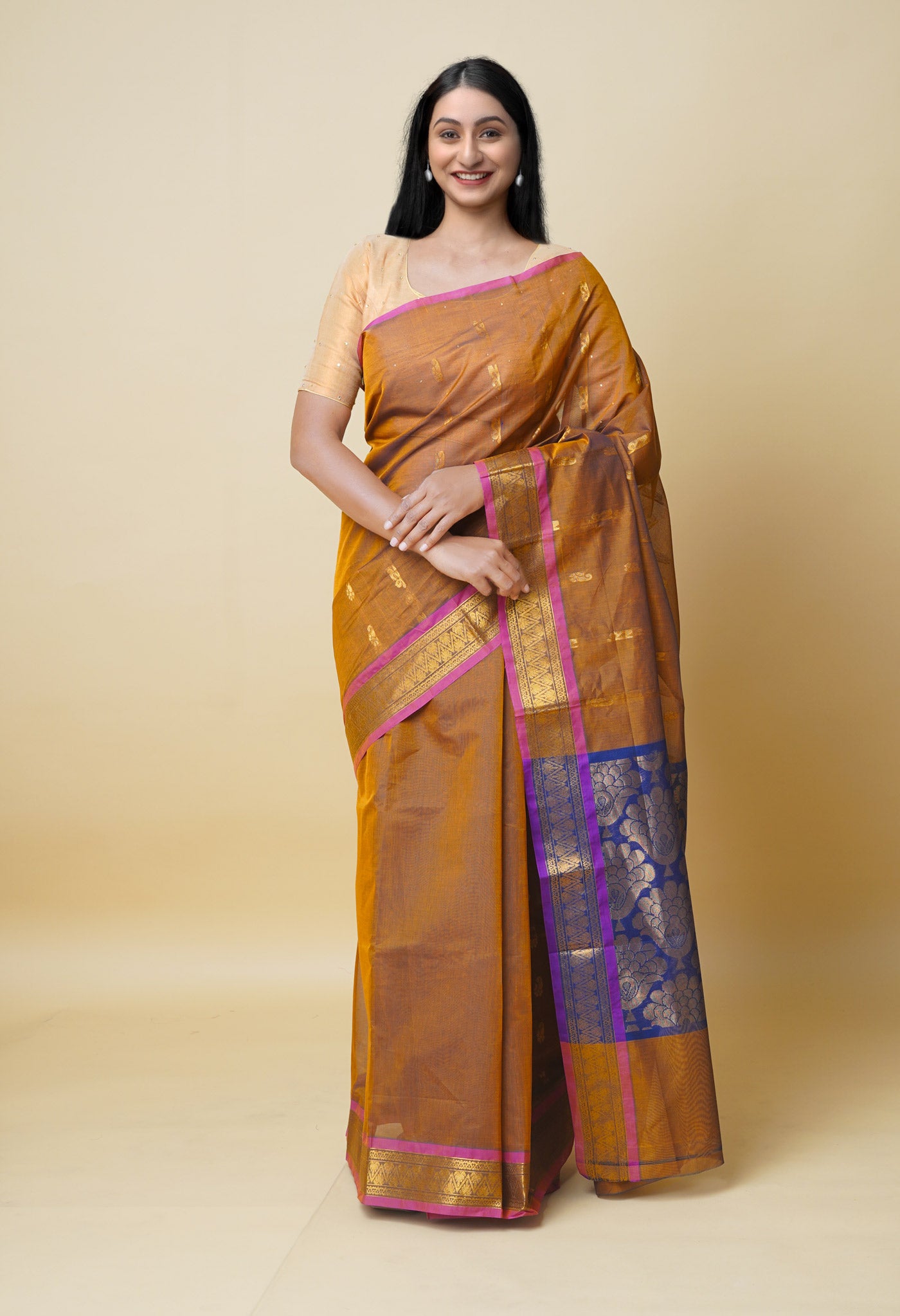 Brown Pure Handloom Mercerized Superfine Gadwal Cotton Saree-UNM74085