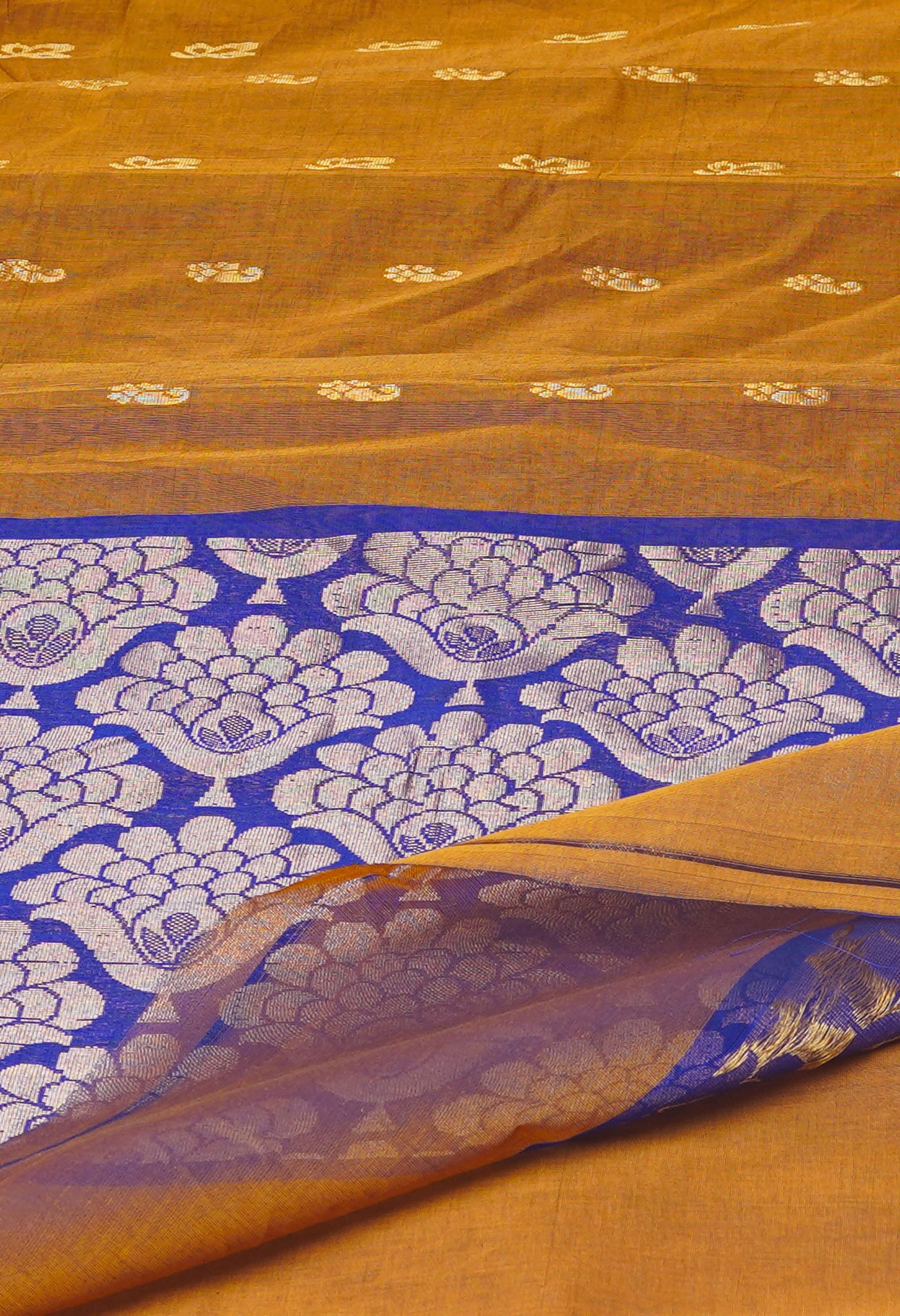 Brown Pure Handloom Mercerized Superfine Gadwal Cotton Saree-UNM74085