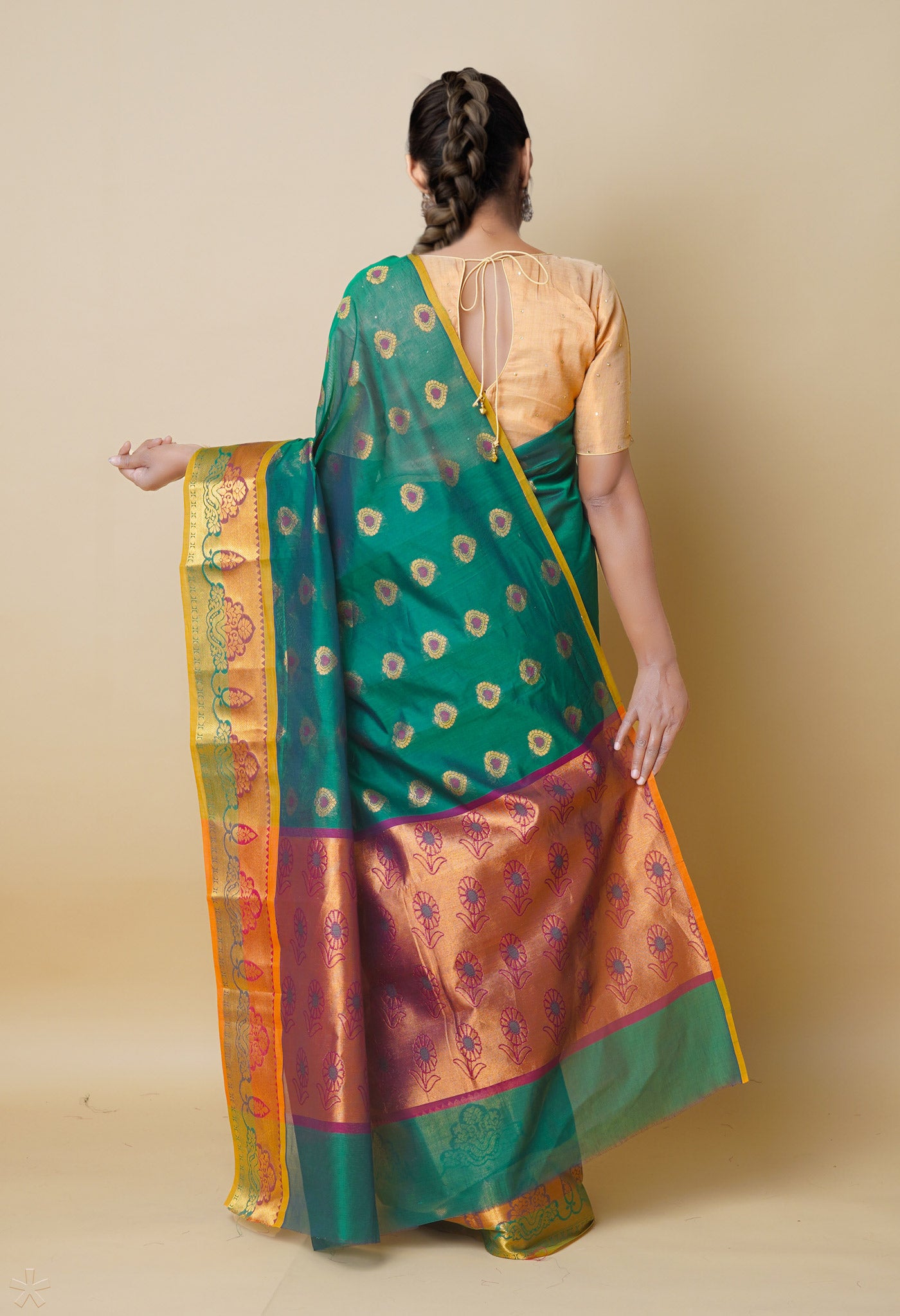 Dark Green Pure Handloom Meena Mercerized Gadwal Cotton Saree-UNM74112
