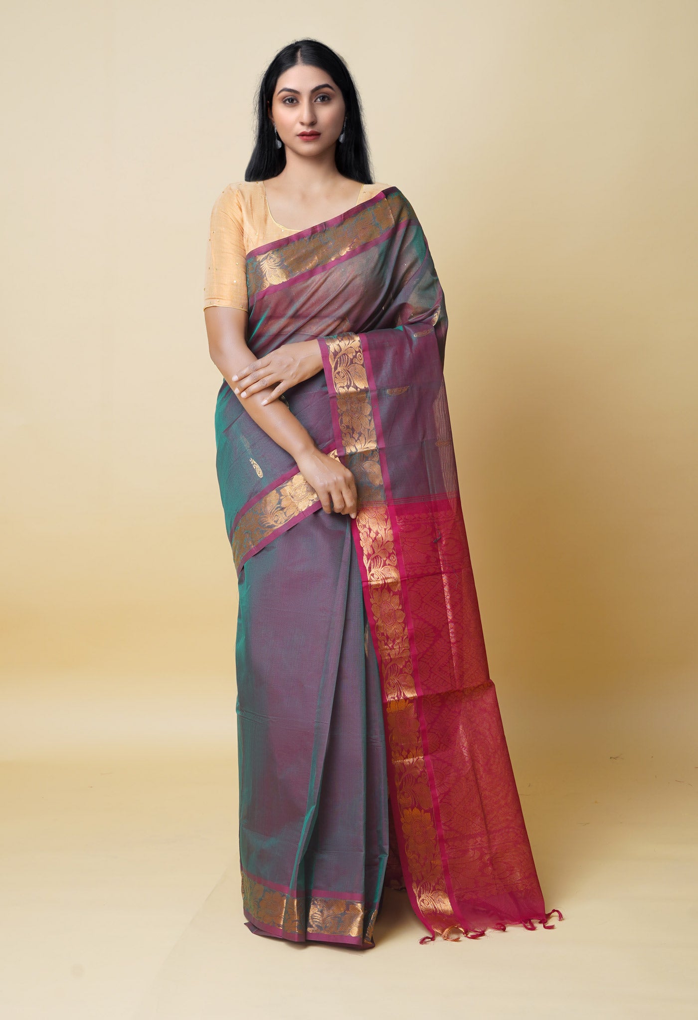 Dark Green Pure Handloom Gadwal Sico Saree-UNM74122