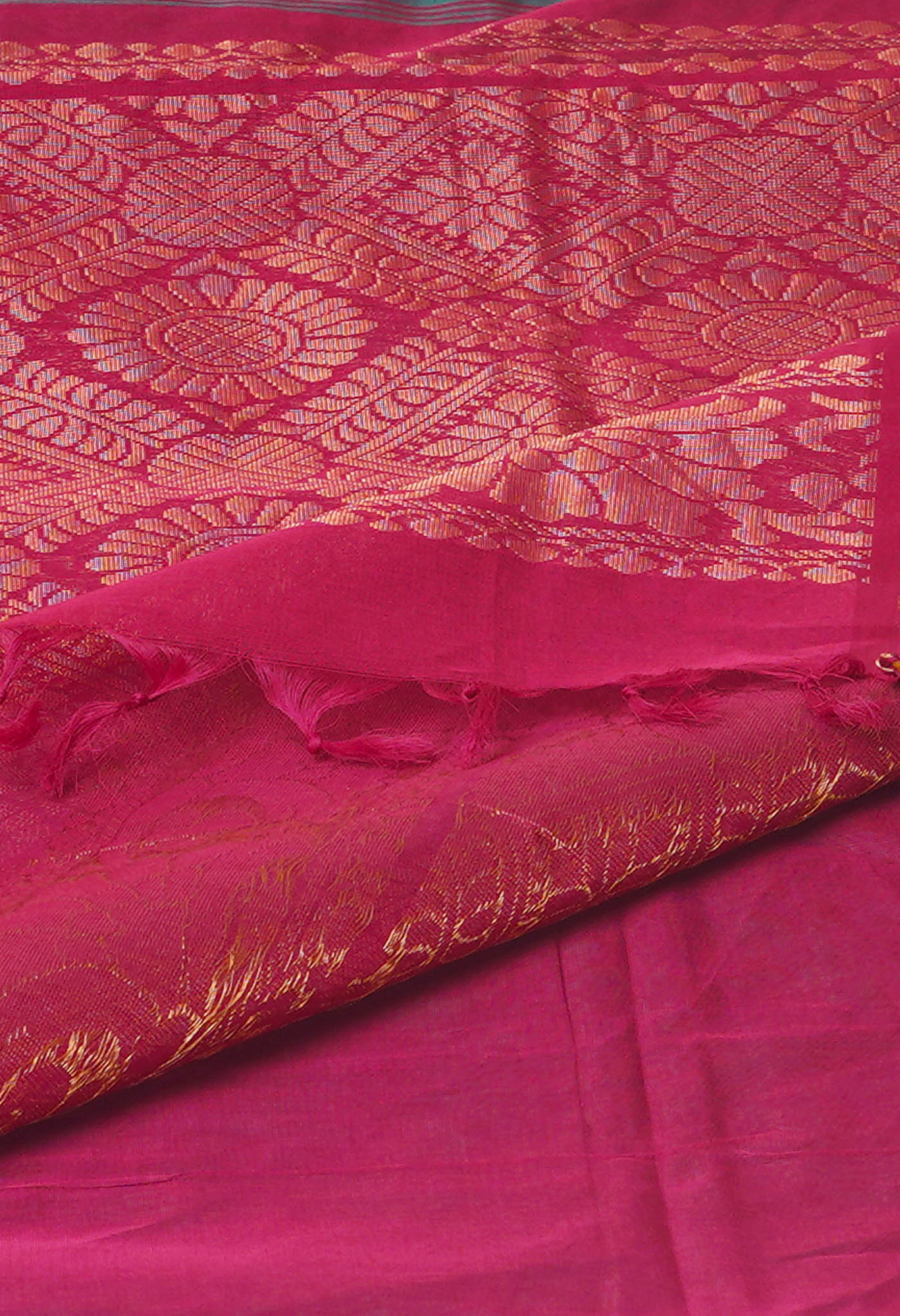 Dark Green Pure Handloom Gadwal Sico Saree-UNM74122