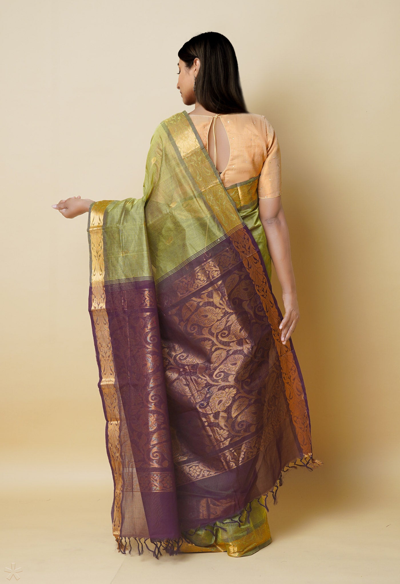 Olive Green Pure Handloom Gadwal Sico Saree-UNM74125