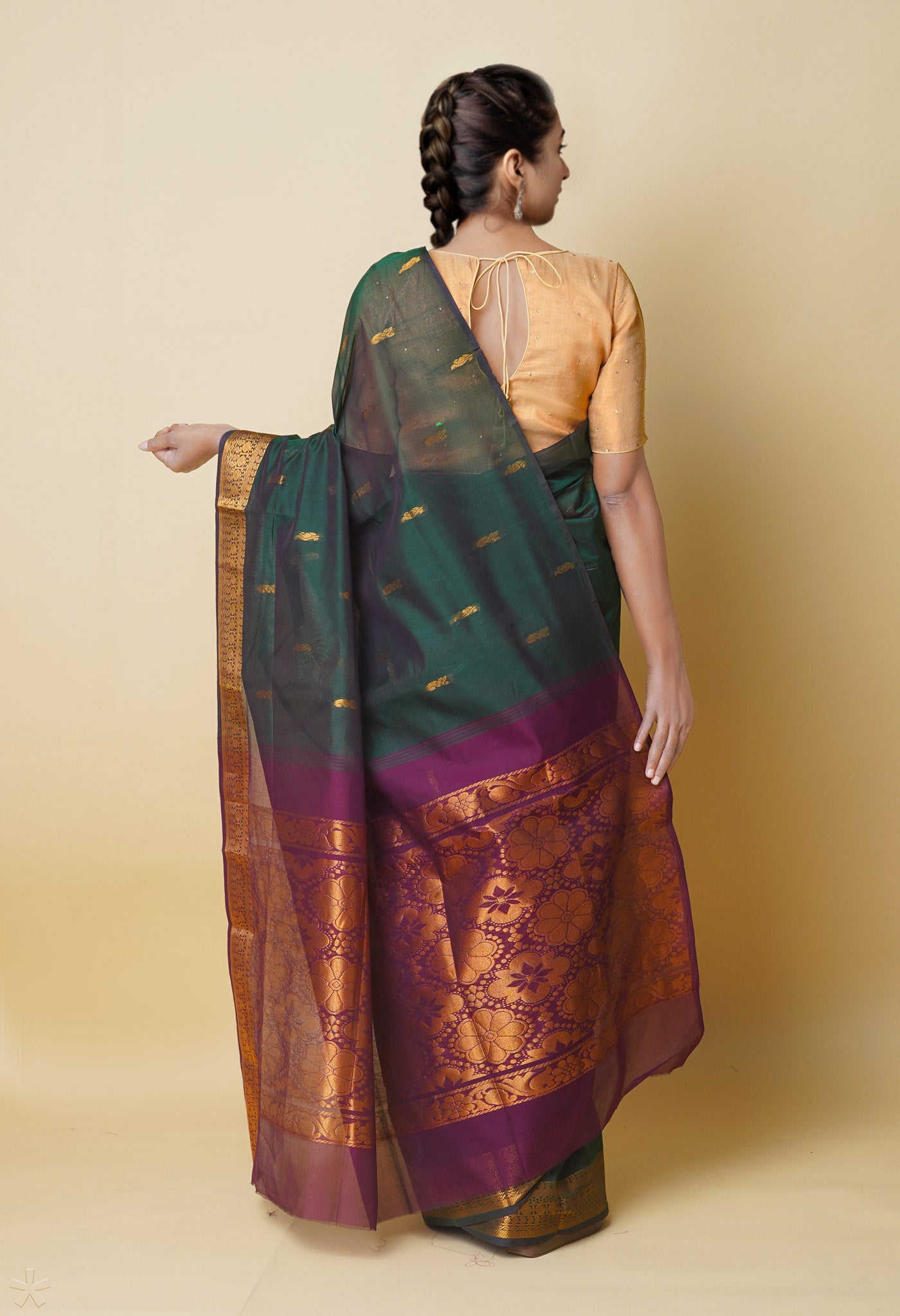 Forest Green Pure Handloom Mercerized Gadwal Cotton Saree-UNM74134