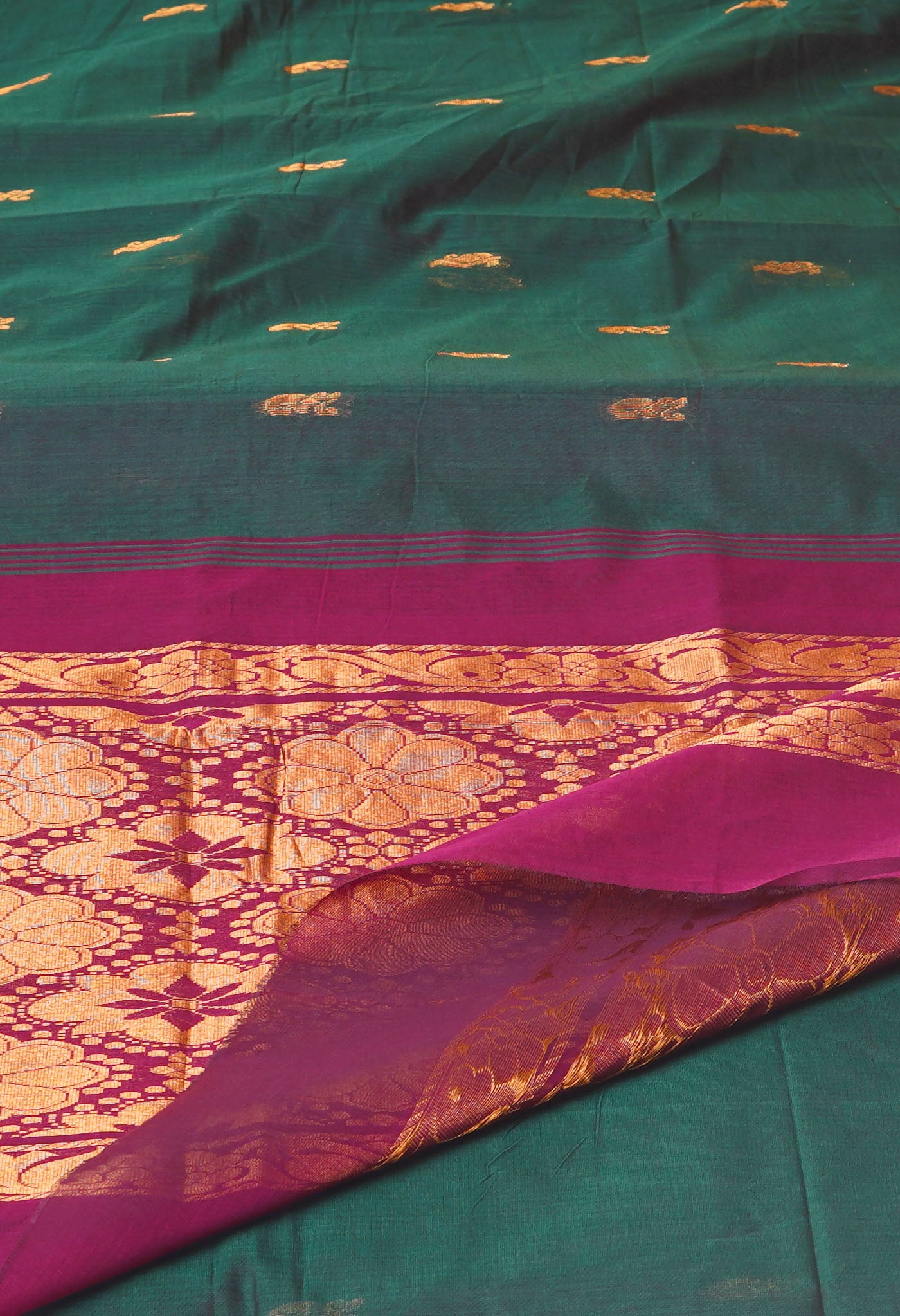 Forest Green Pure Handloom Mercerized Gadwal Cotton Saree-UNM74134