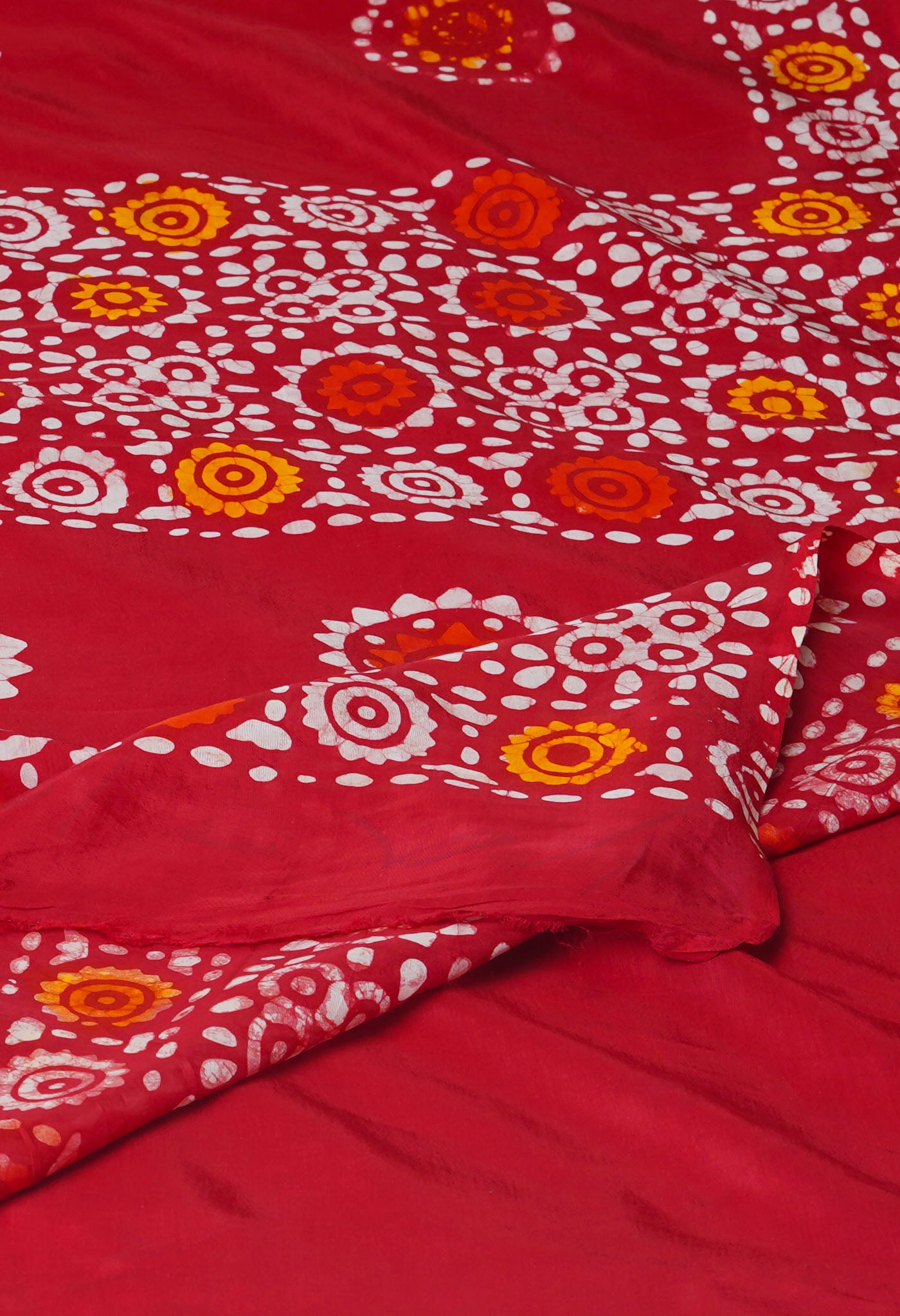 Red Pure Batik Printed Soft Silk Saree-UNM74189