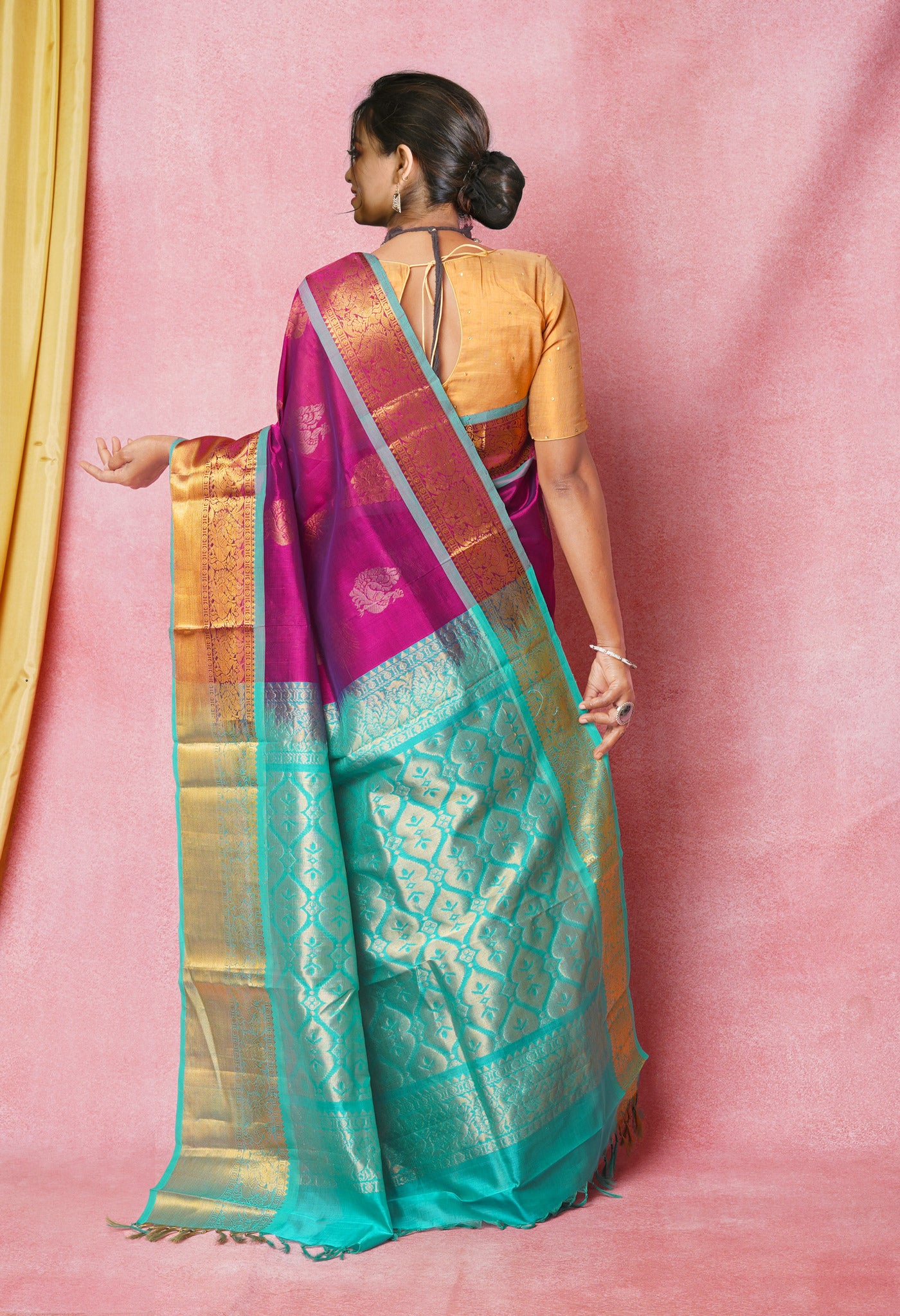 Wine Red-Green Pure Handloom Kanjivaram Silk Saree-UNM74246
