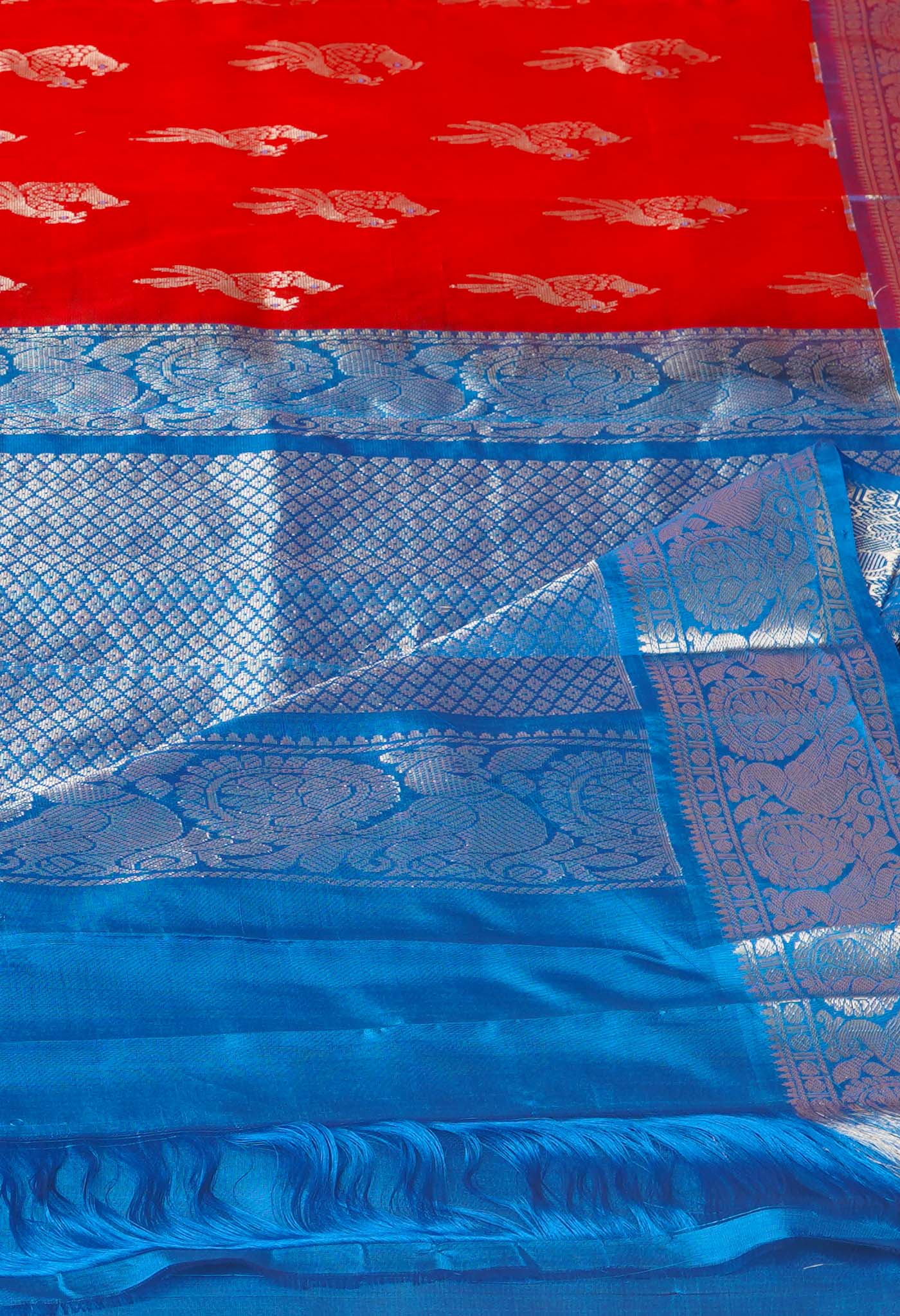 Red-Blue Pure Handloom Kanjivaram Silk Saree-UNM74260