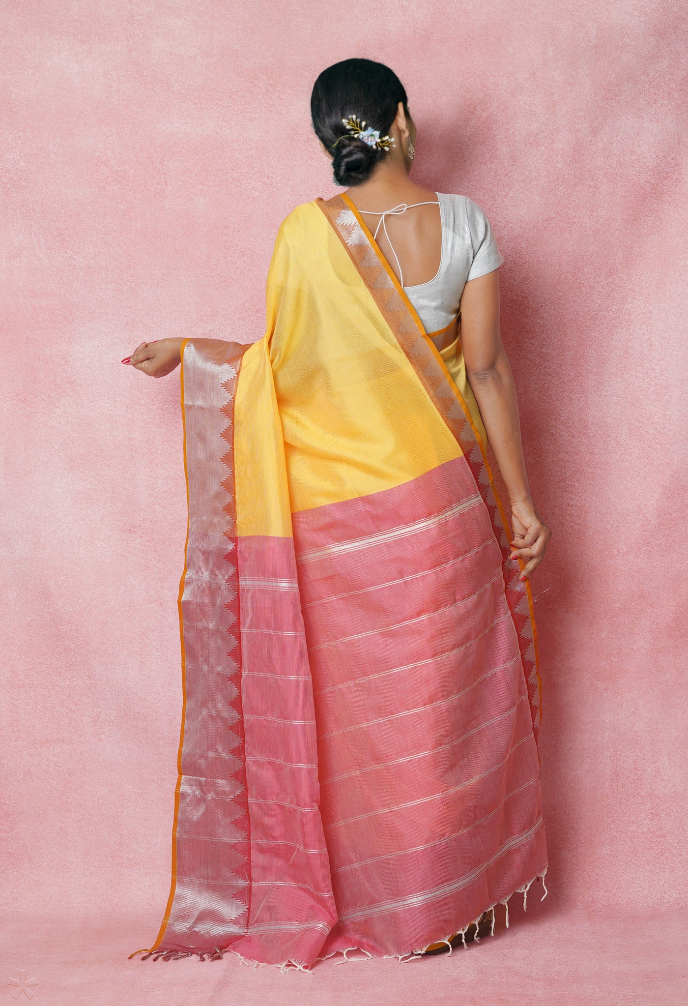 Yellow Pure Handloom Mangalgiri Silk Saree-UNM74274