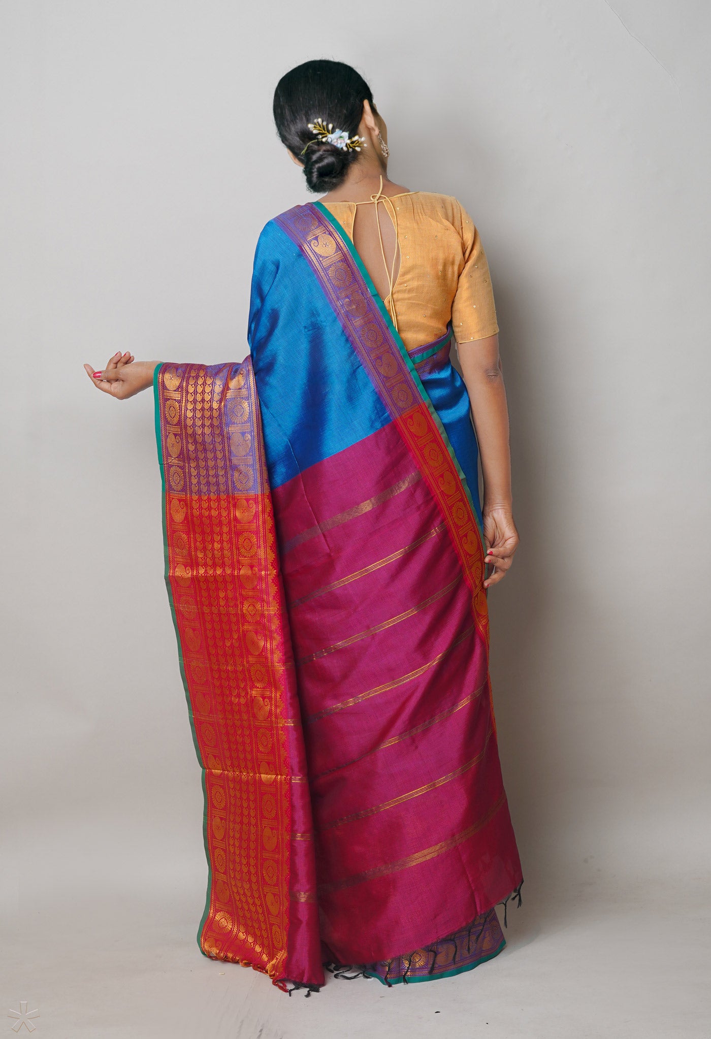 Peacock Blue Pure Handloom Narayanpet Silk Saree-UNM74296