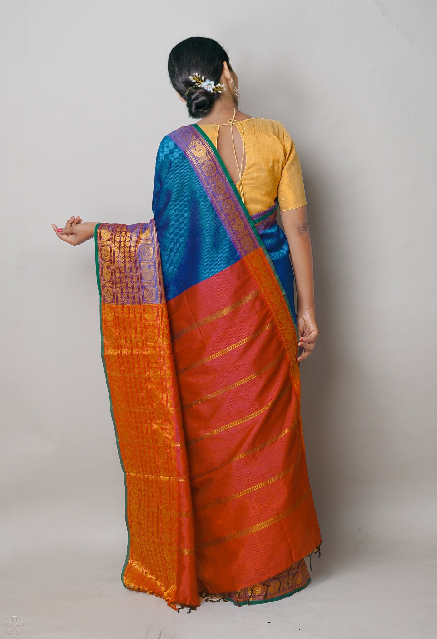 Peacock Green Pure Handloom Narayanpet Silk Saree-UNM74298