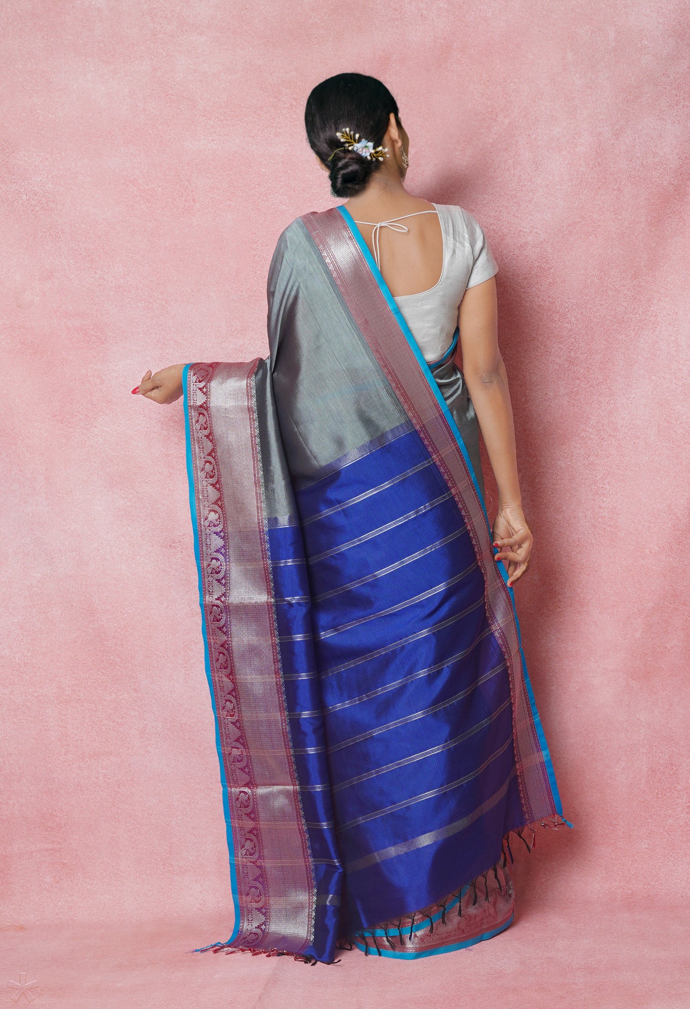 Grey Pure Handloom Narayanpet Silk Saree-UNM74309