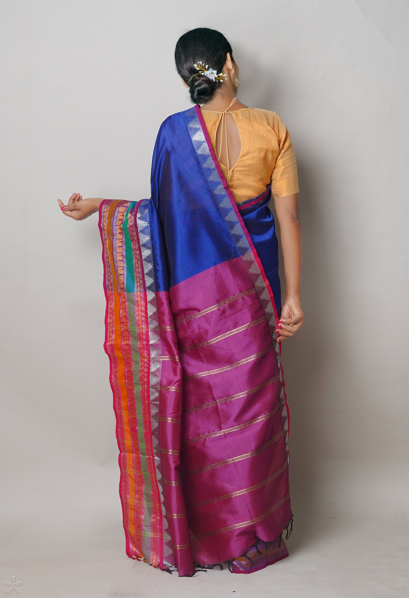 Dark Blue Pure Handloom Narayanpet Silk Saree-UNM74415