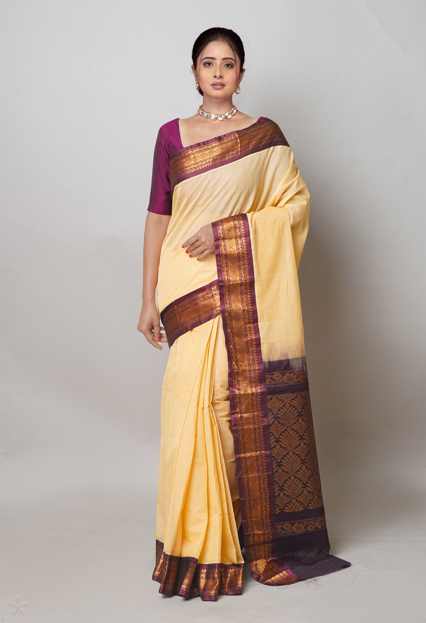 Cream Pure Handloom Gadwal Cotton Saree-UNM74432