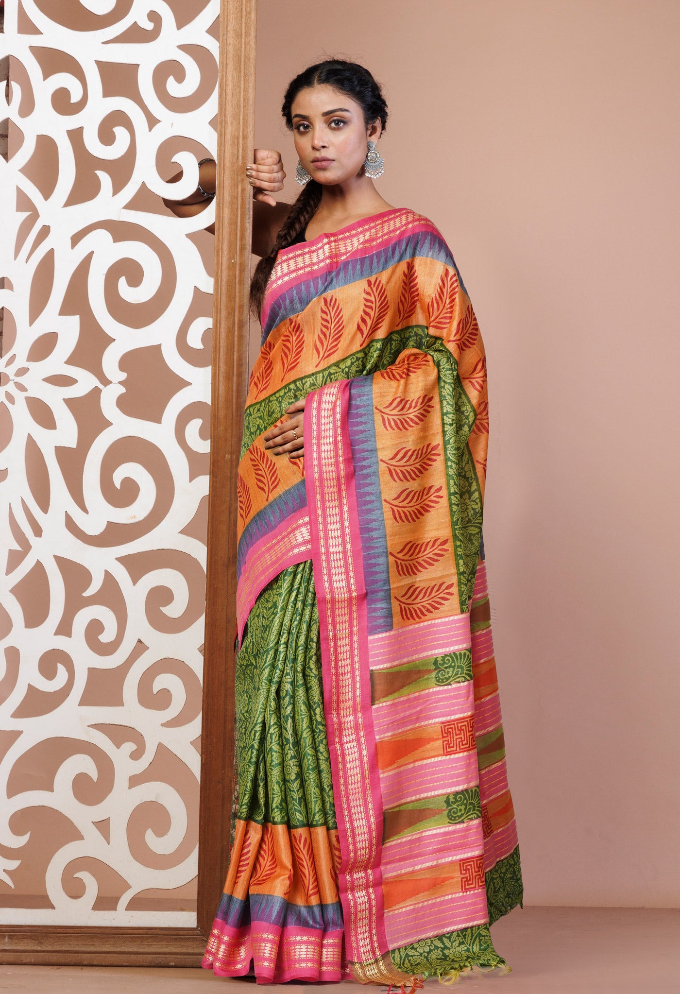 Green Pure Handloom Hand Block Printed Vidarbha Tussar Silk Saree-UNM74472