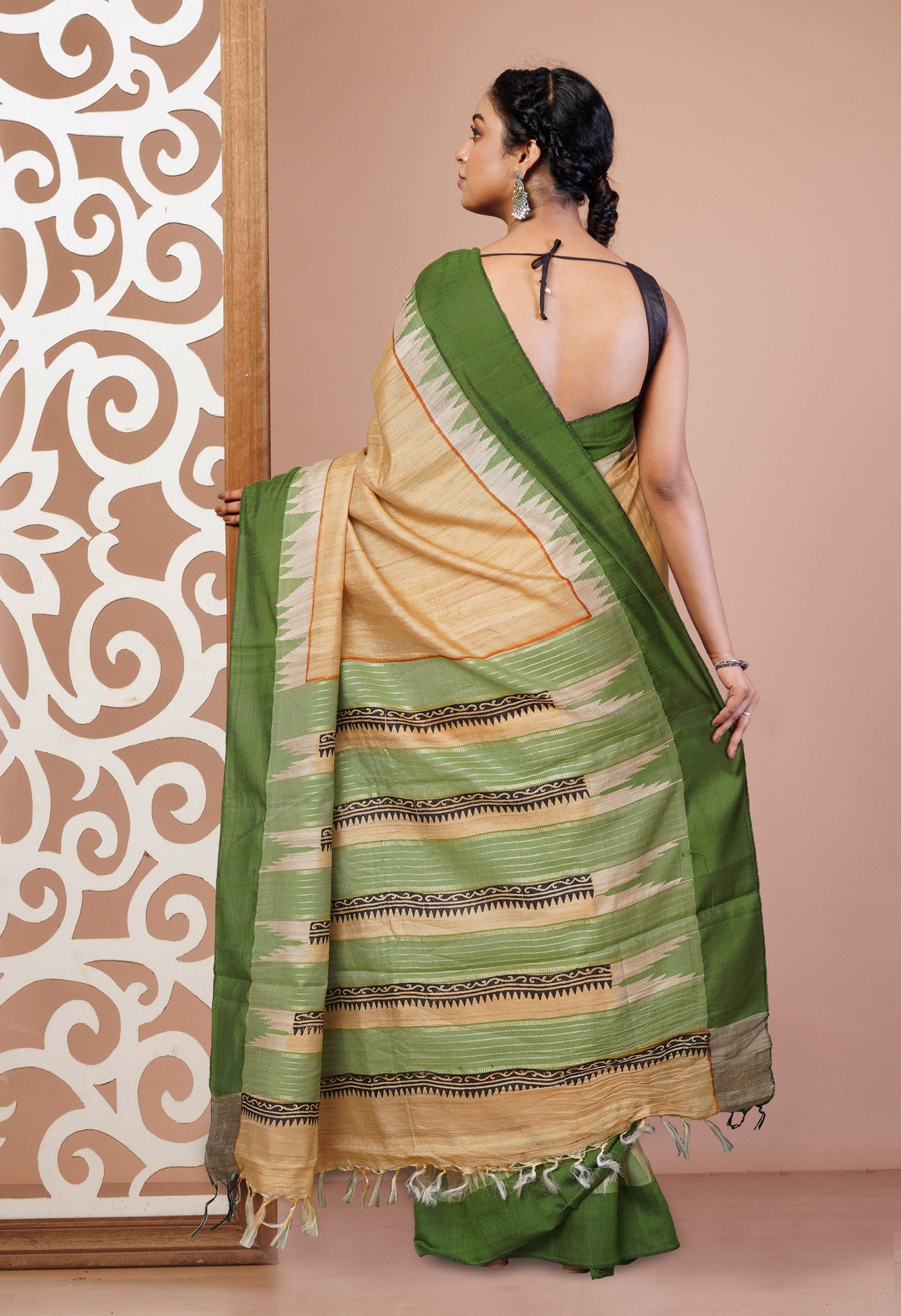 Cream Pure Handloom Hand Block Printed Vidarbha Tussar Silk Saree-UNM74506