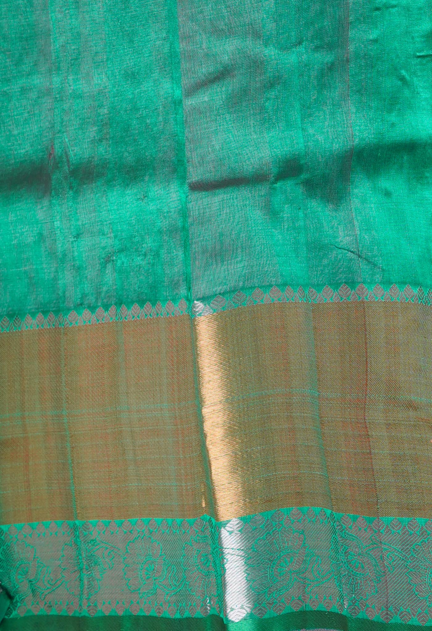 Baby Pink-Green Pure Handloom Assam With Checks Zari Weaving Silk Saree-UNM74558