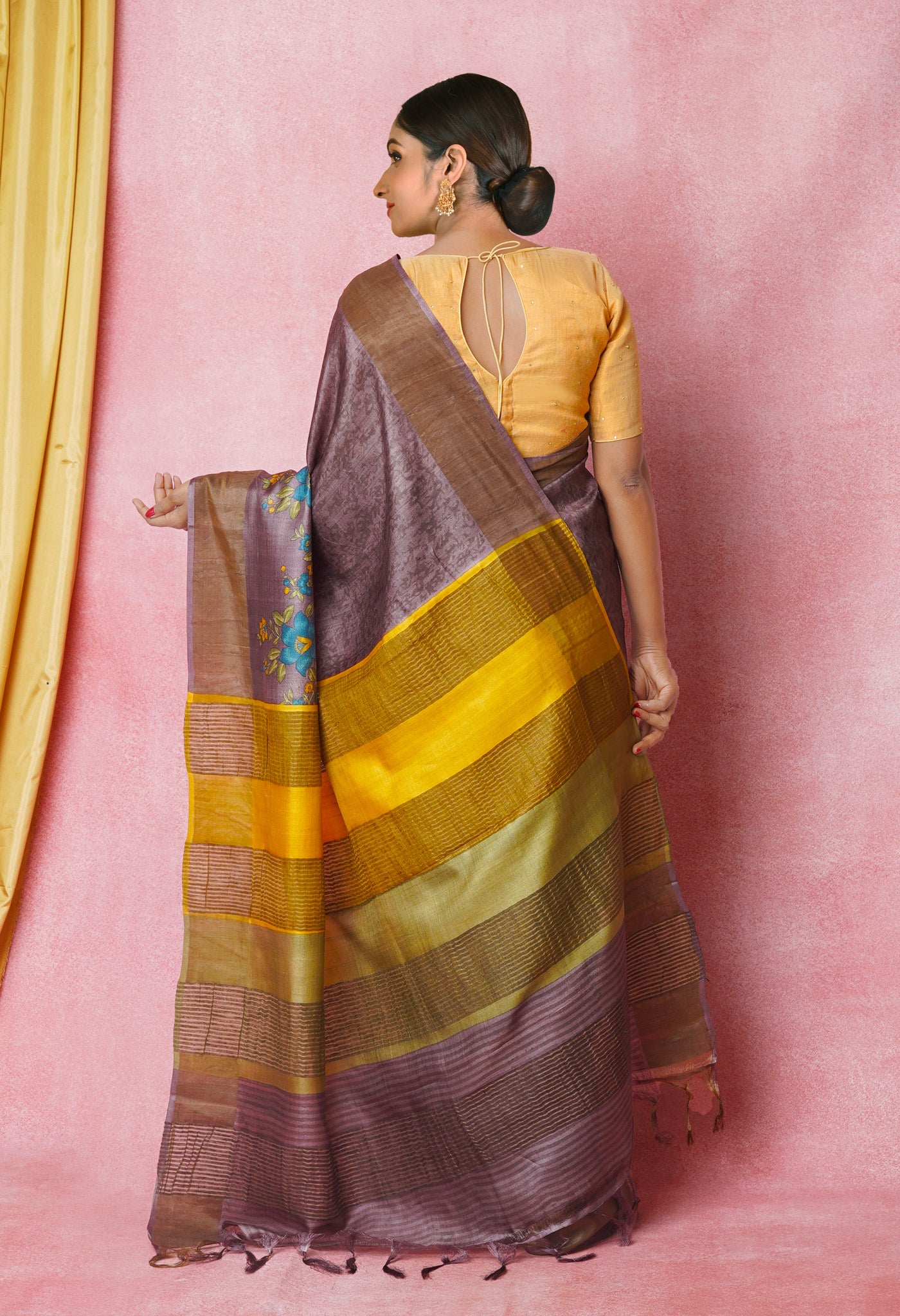 Graphite Grey Pure Designer Printed Bengal Tussar Silk Saree-UNM74668