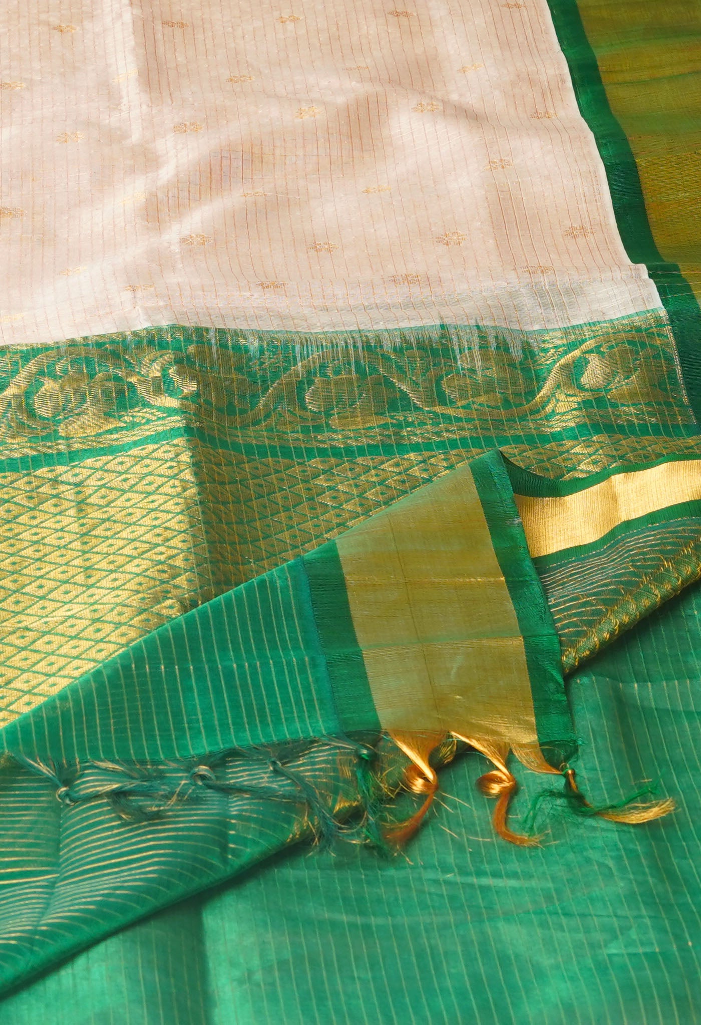Cream-Green Pure Handloom Assam With Checks Zari Weaving Silk Saree-UNM74938