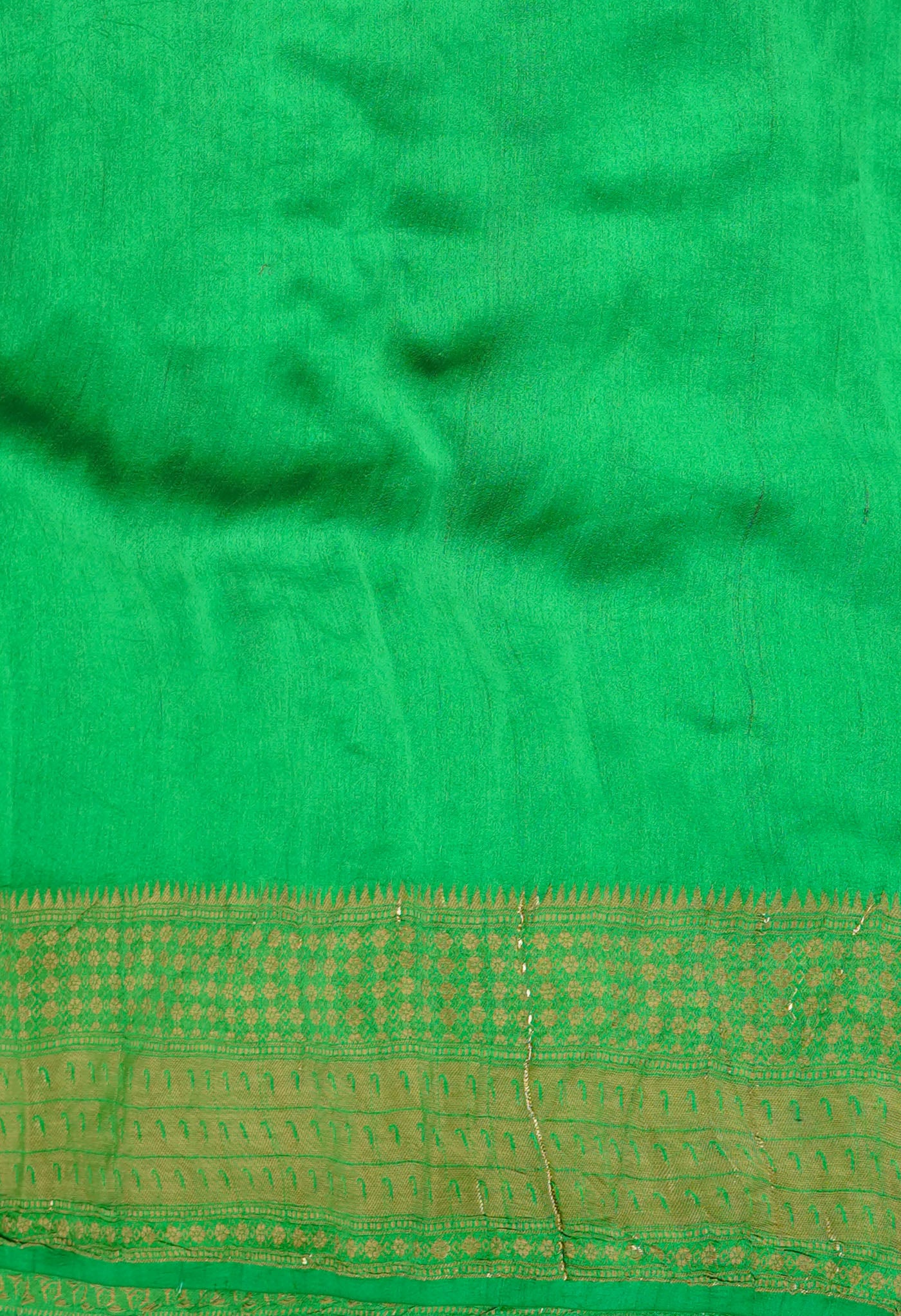 Pink Pure Dyed Banarasi Chiniya Silk Saree-UNM75006