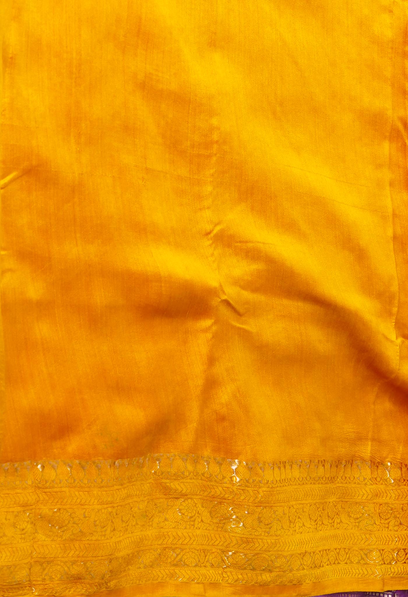 Red Pure Dyed Banarasi Chiniya Silk Saree-UNM75009