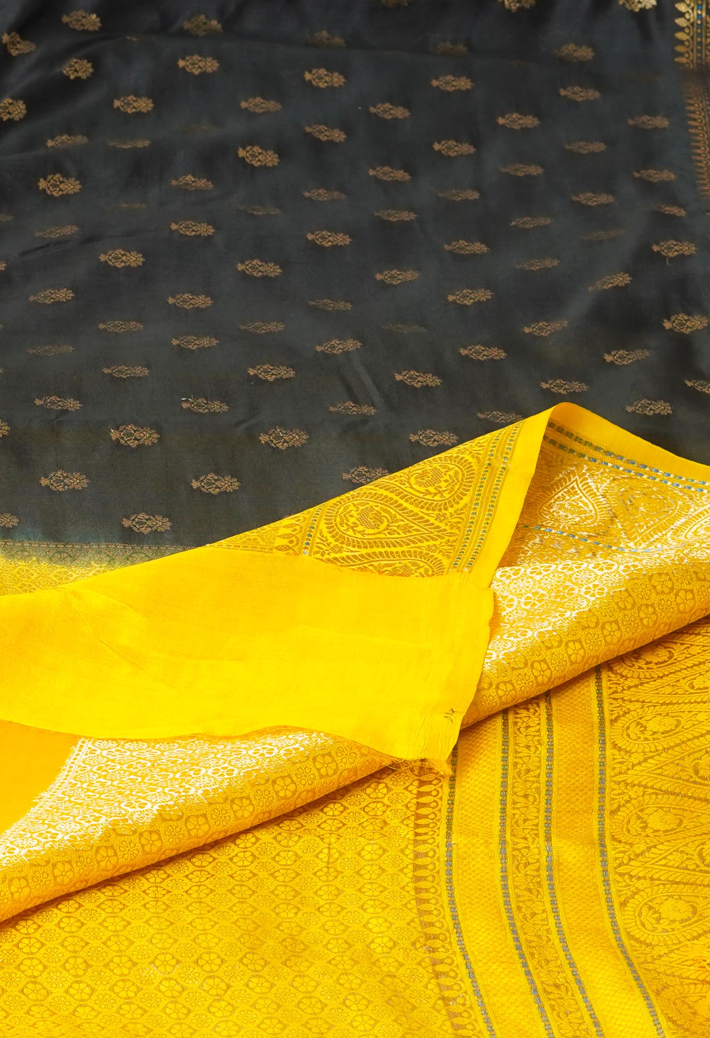 Black Pure Dyed Banarasi Chiniya Silk Saree