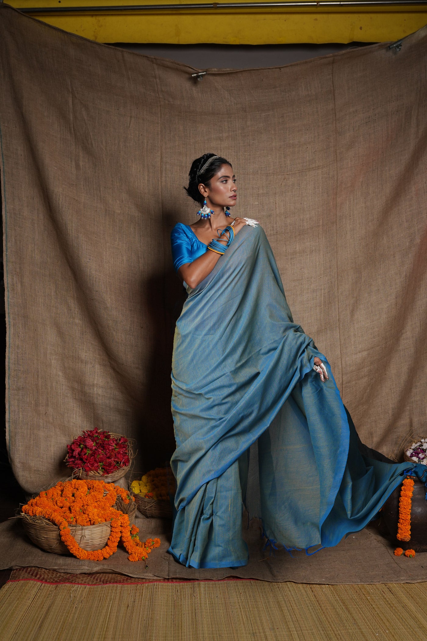 Blue-Yellow Pure Cross Weave Plain Cotton Linen Saree With Tassels