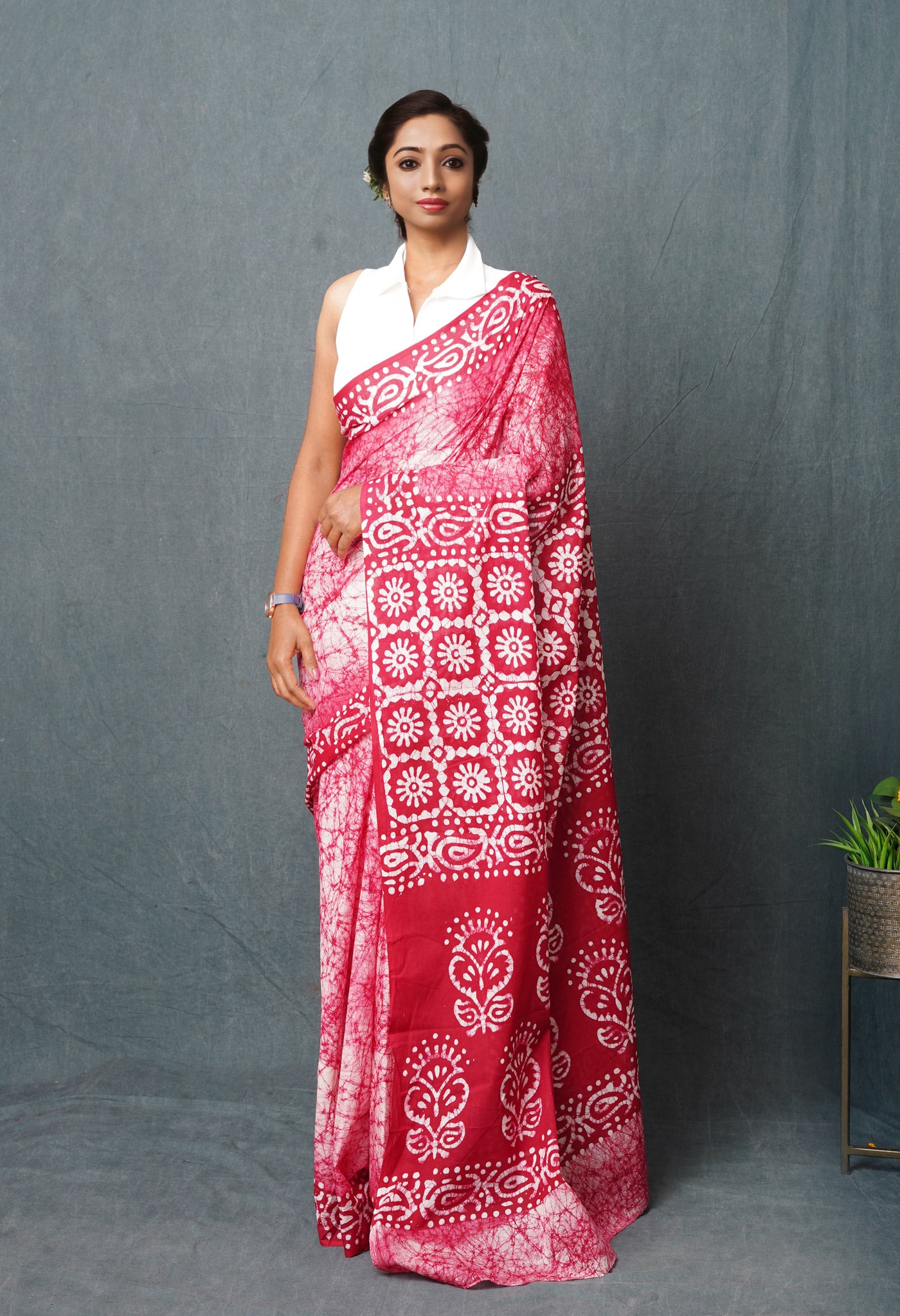 Ivory-Red Pure Wax Batik Hand Block Printed Superfine Mulmul Cotton Saree