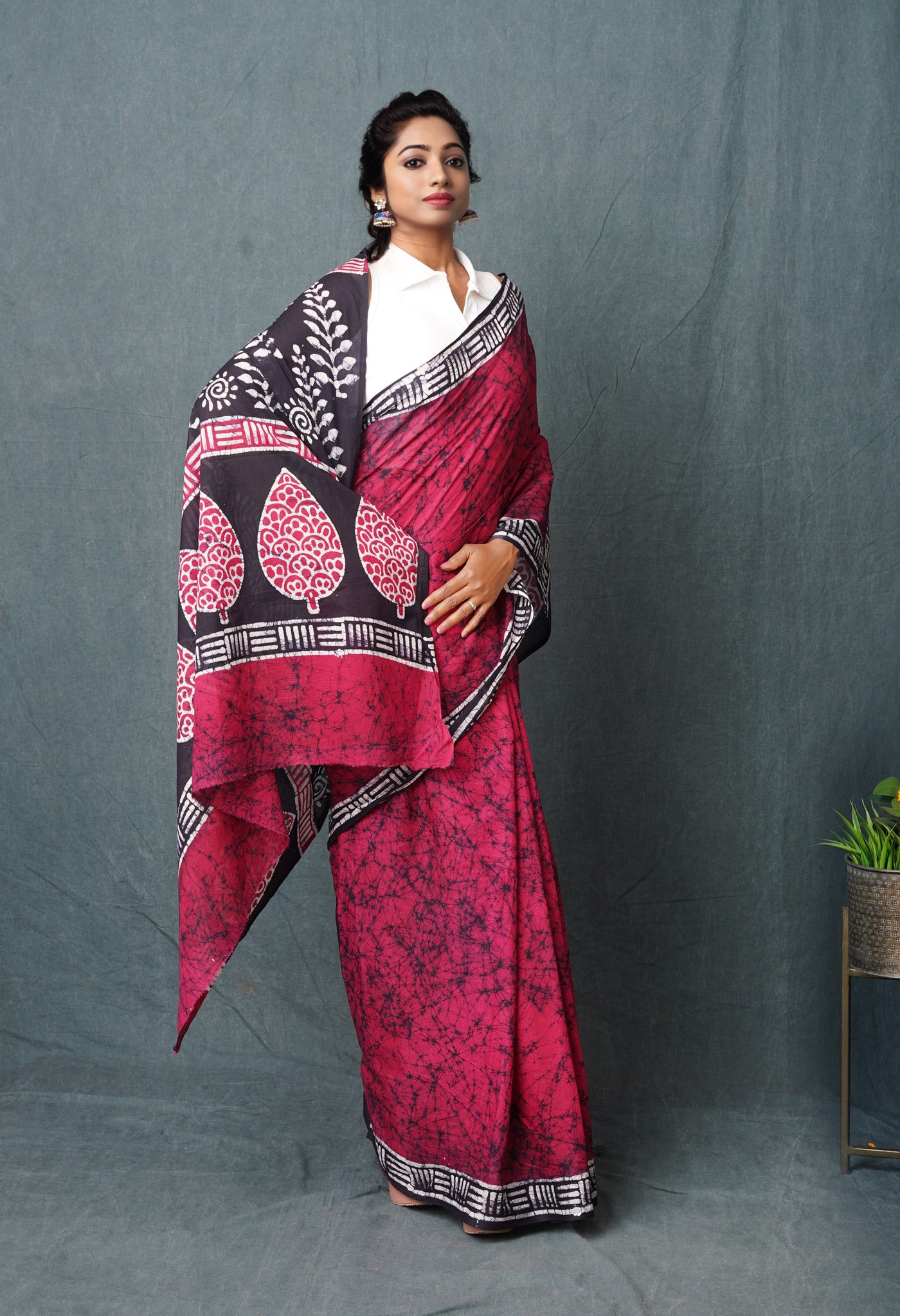 Pink-Navy Blue Pure Wax Batik Hand Block Printed Superfine Mulmul Cotton Saree